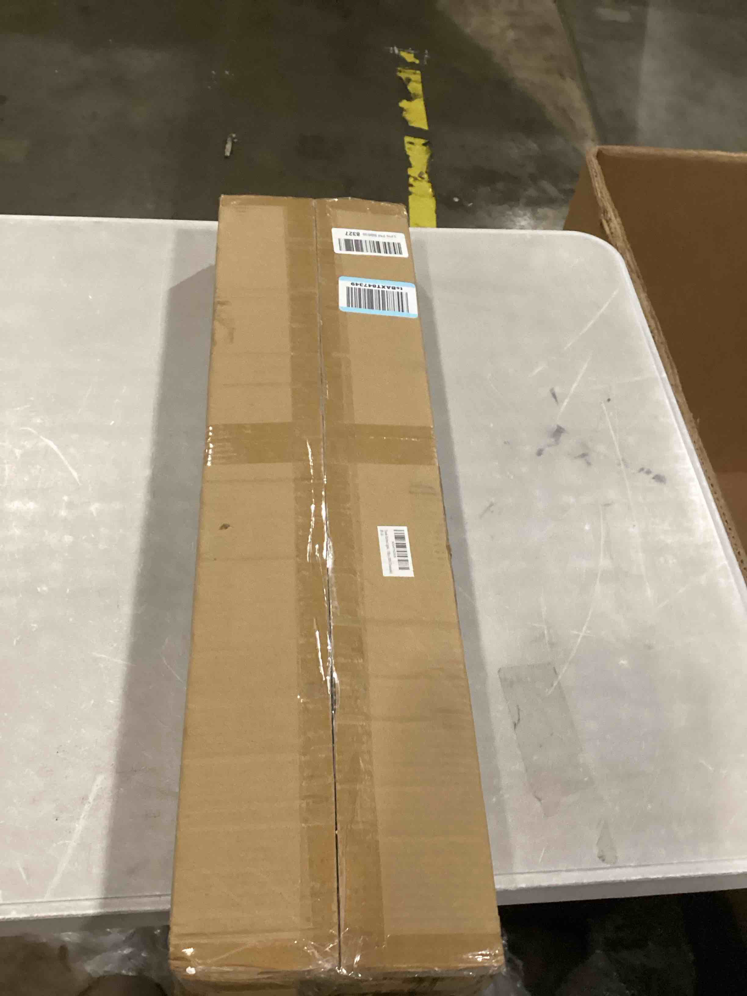 https://s3.amazonaws.com/lotting-images-prod/bidfta/RED6686459_1733230308573.jpeg