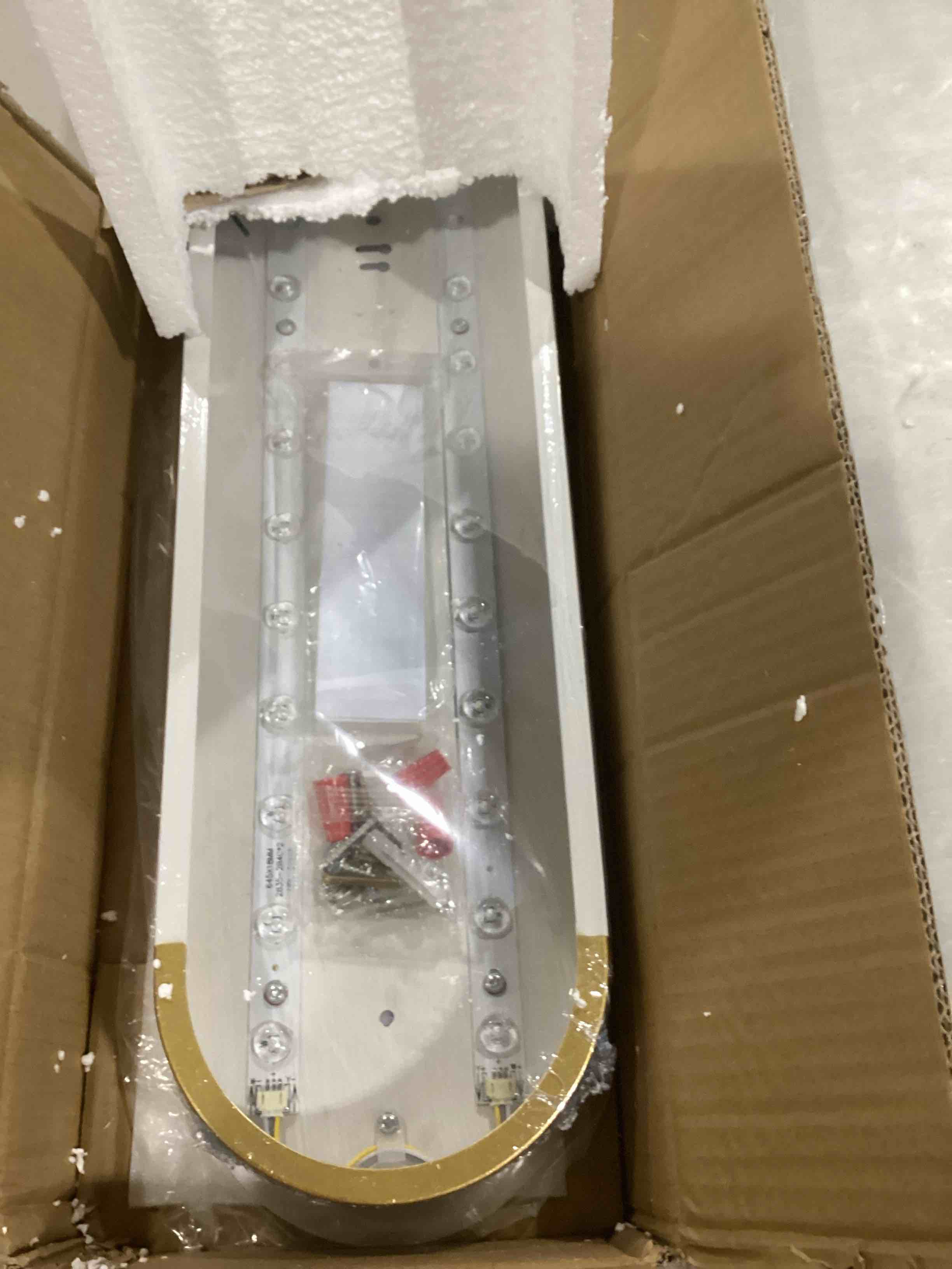 https://s3.amazonaws.com/lotting-images-prod/bidfta/RED6686459_1733230334078.jpeg