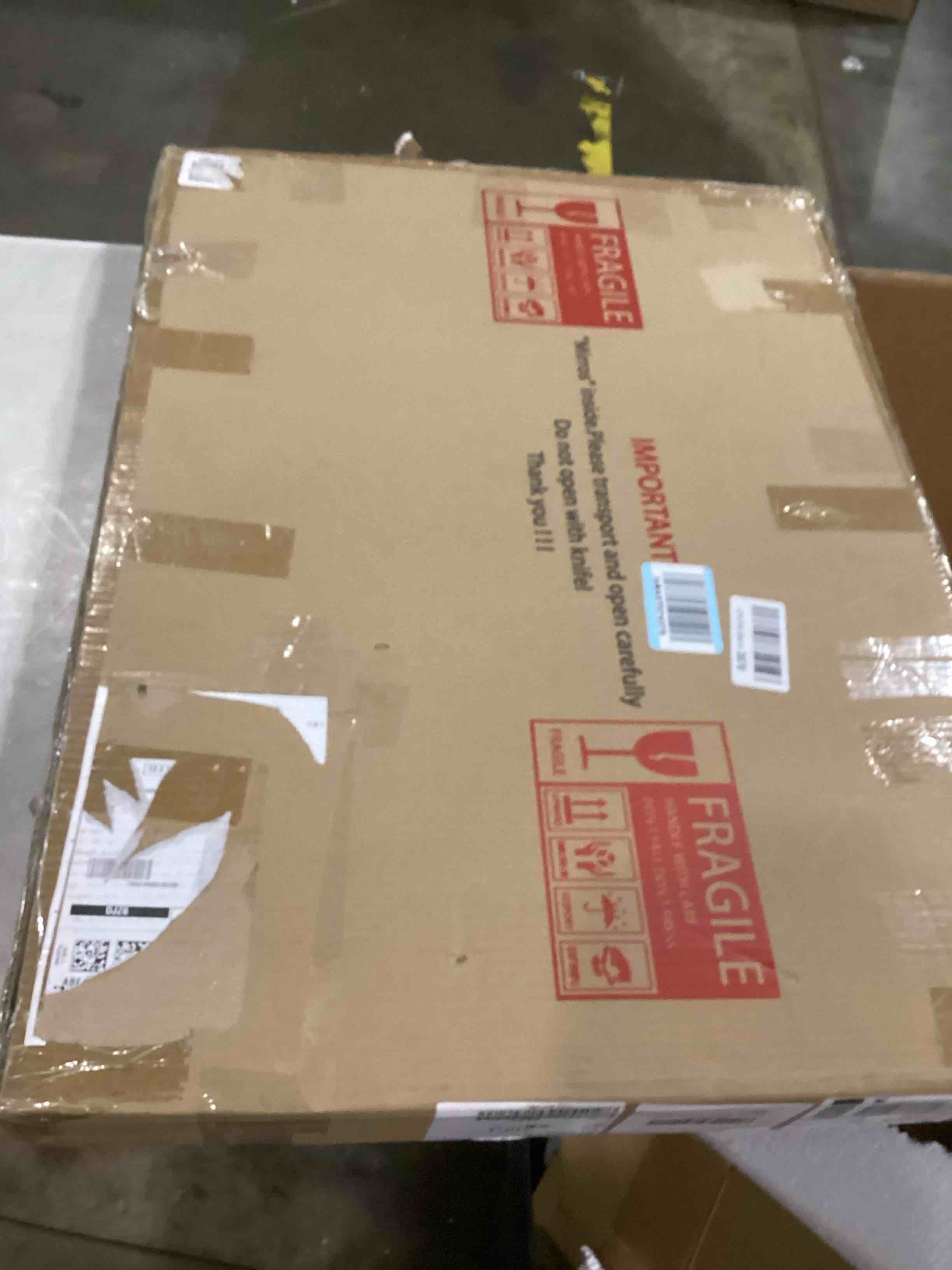 https://s3.amazonaws.com/lotting-images-prod/bidfta/RED6686488_1733234329195.jpeg