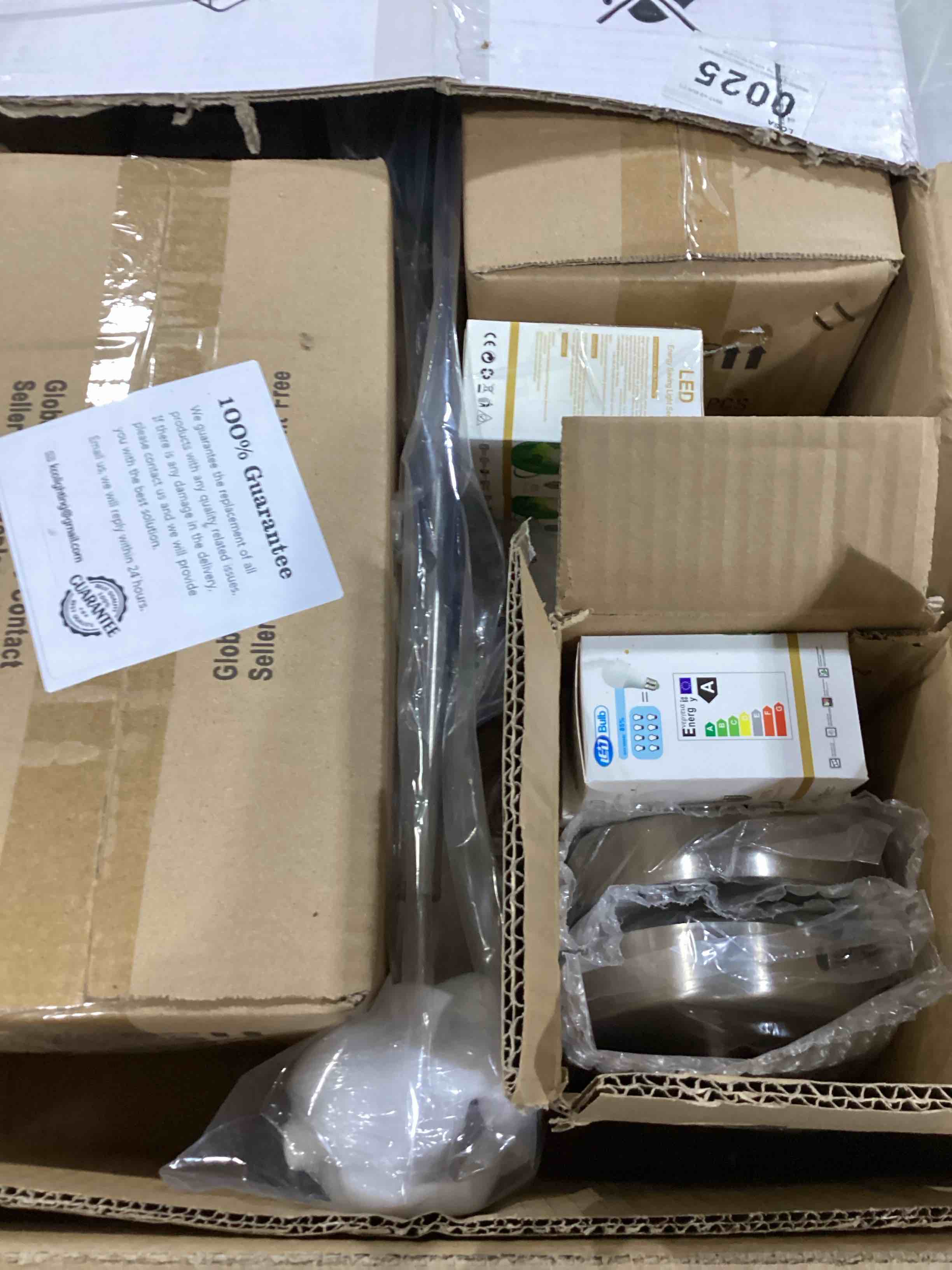 https://s3.amazonaws.com/lotting-images-prod/bidfta/RED6686563_1733314542996.jpeg