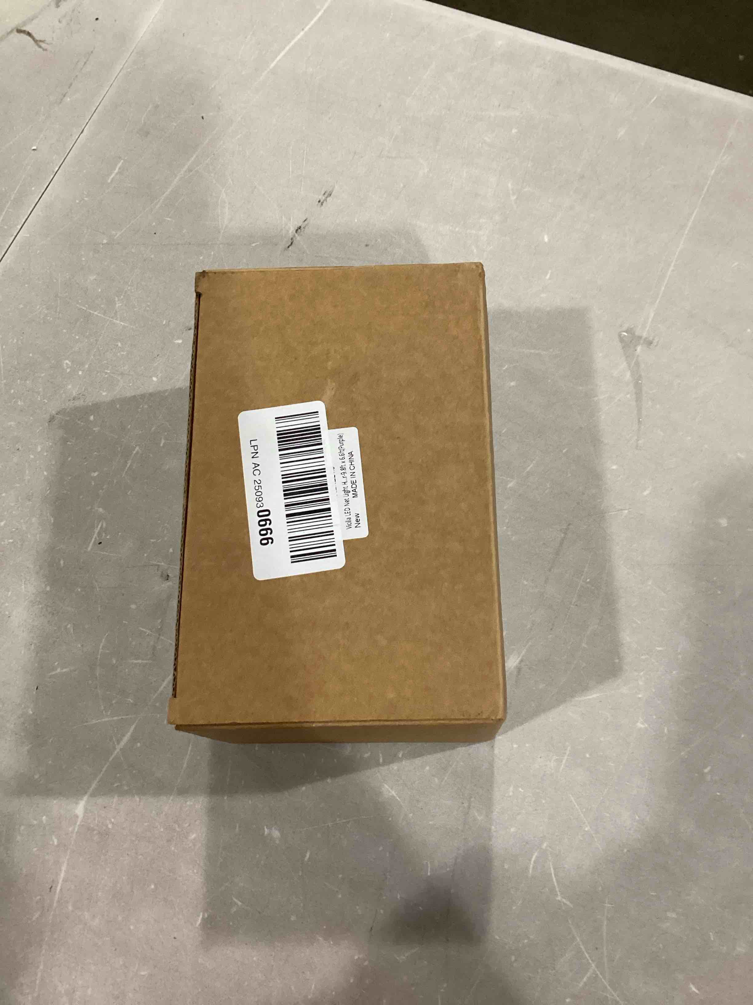https://s3.amazonaws.com/lotting-images-prod/bidfta/RED6686749_1733401915843.jpeg