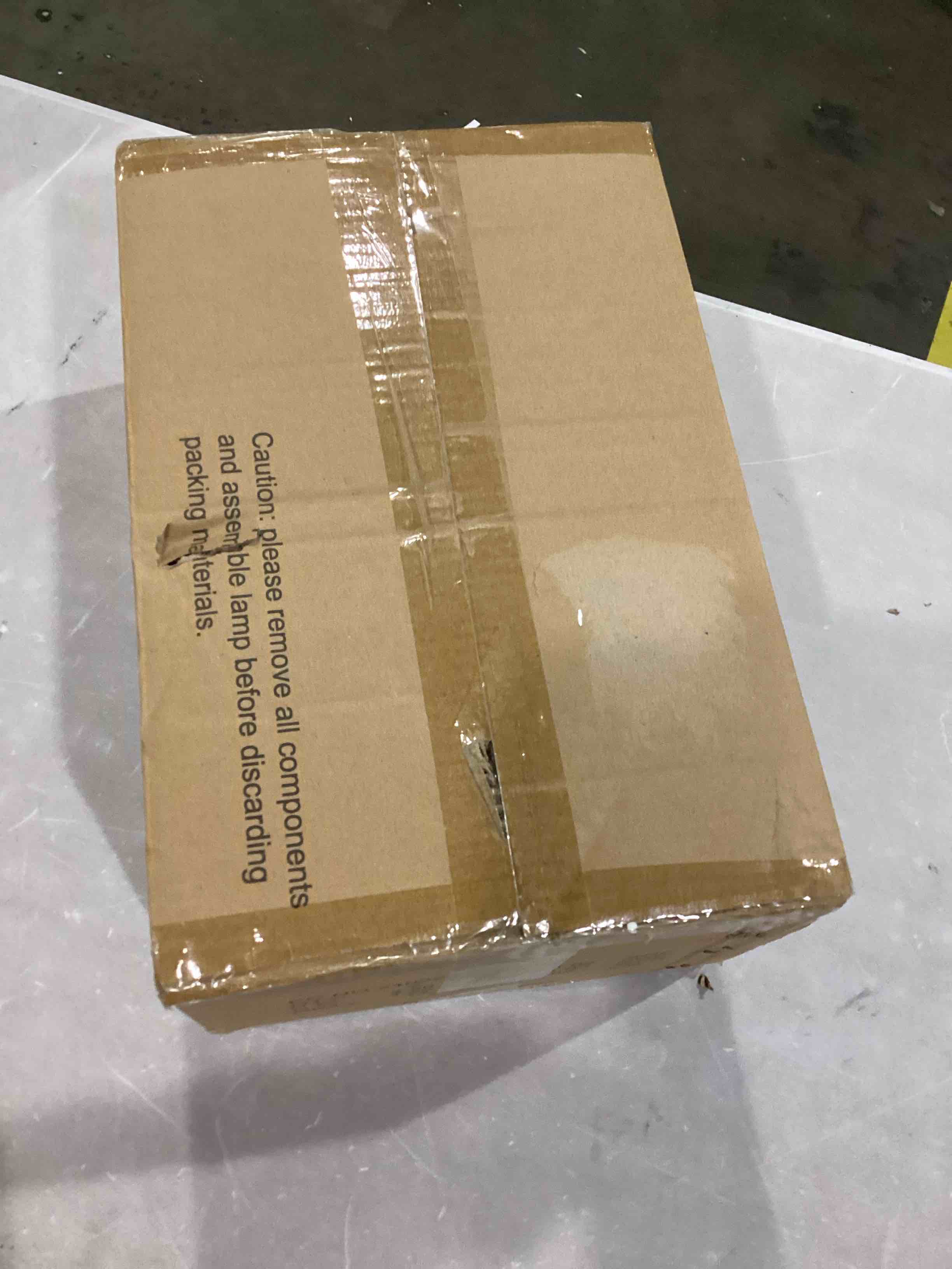 https://s3.amazonaws.com/lotting-images-prod/bidfta/RED6686831_1733408315428.jpeg