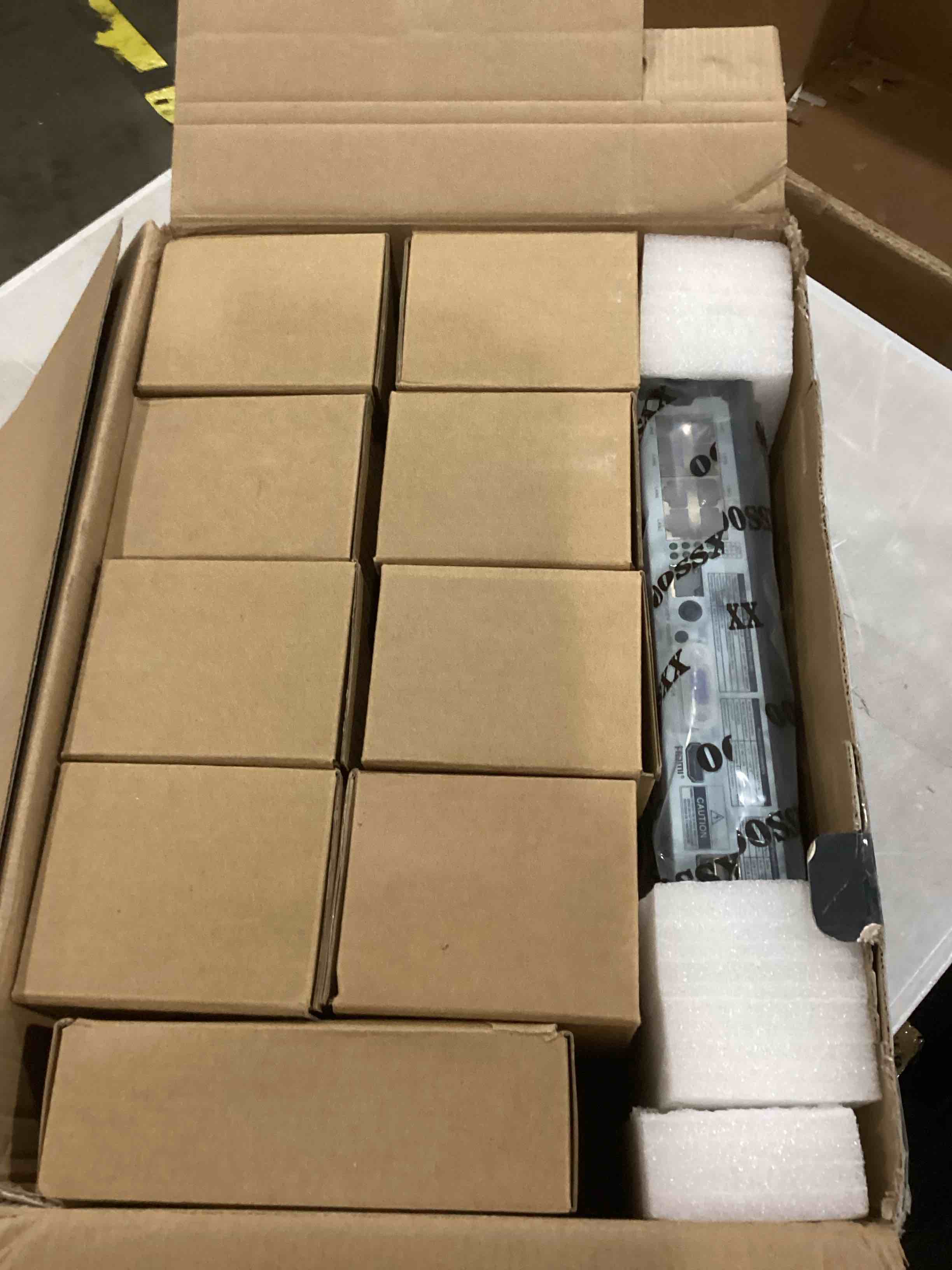 https://s3.amazonaws.com/lotting-images-prod/bidfta/RED6687261_1733839477061.jpeg