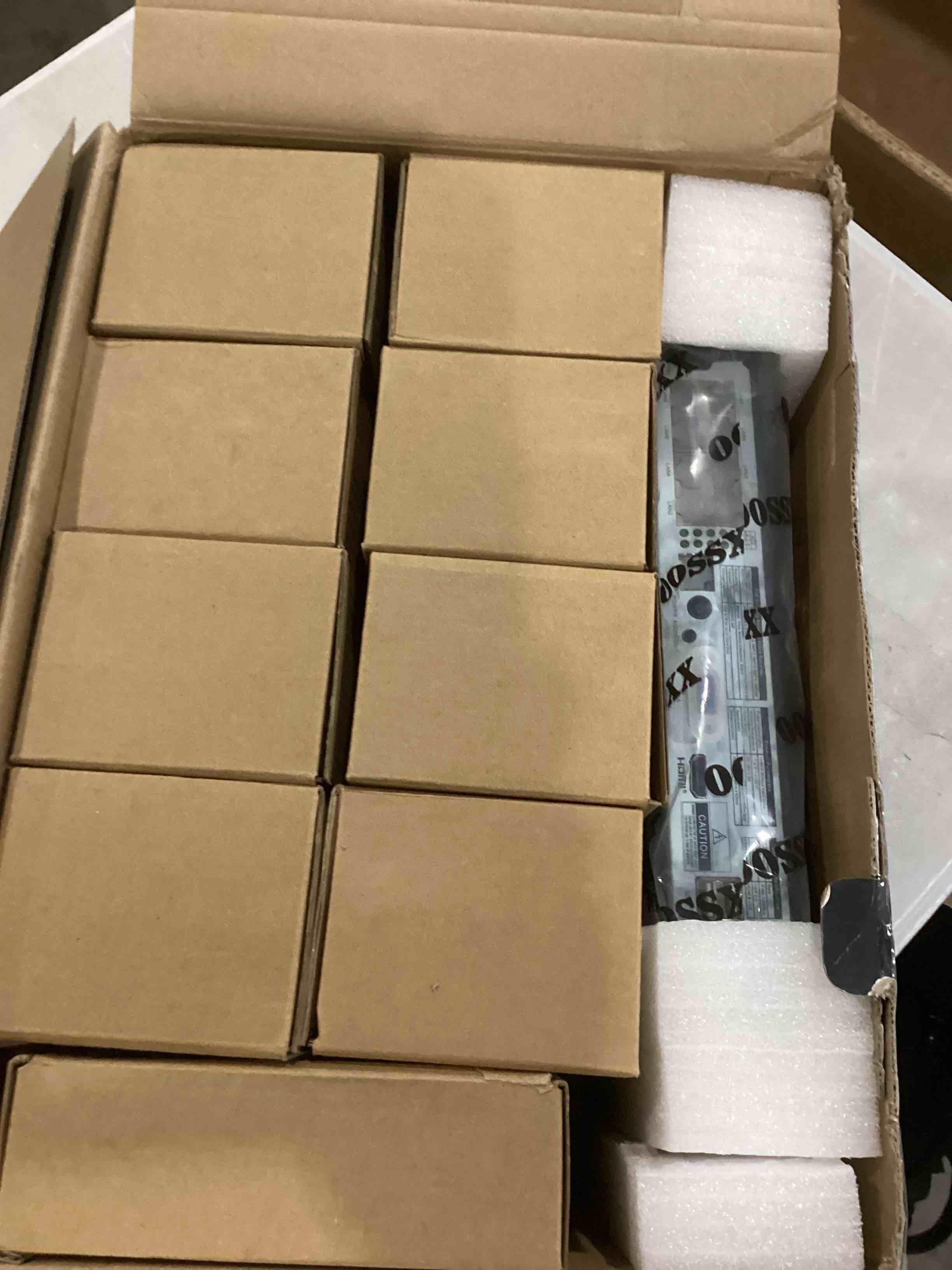 https://s3.amazonaws.com/lotting-images-prod/bidfta/RED6687261_1733839478154.jpeg