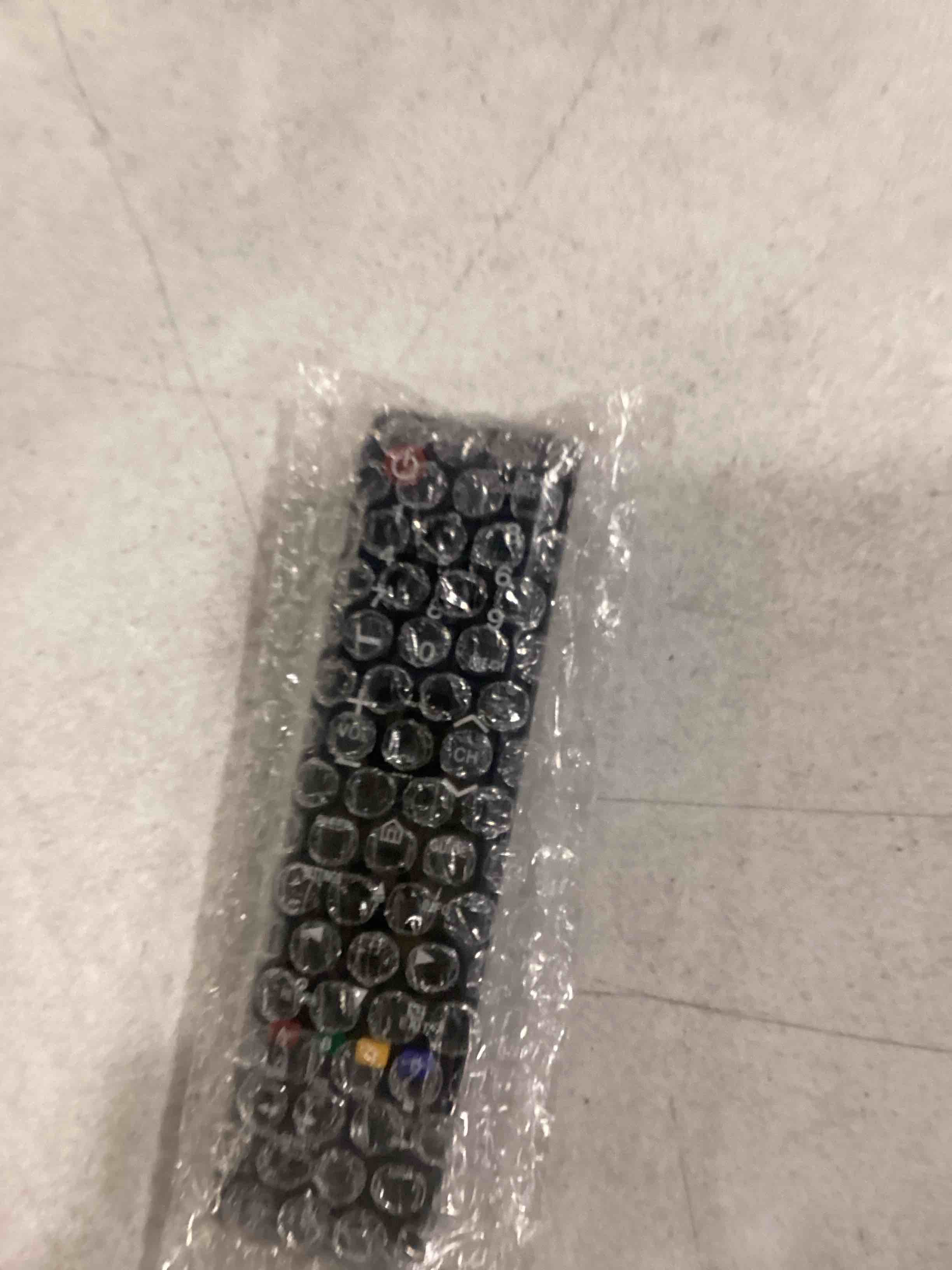https://s3.amazonaws.com/lotting-images-prod/bidfta/RED6687727_1732886879610.jpeg