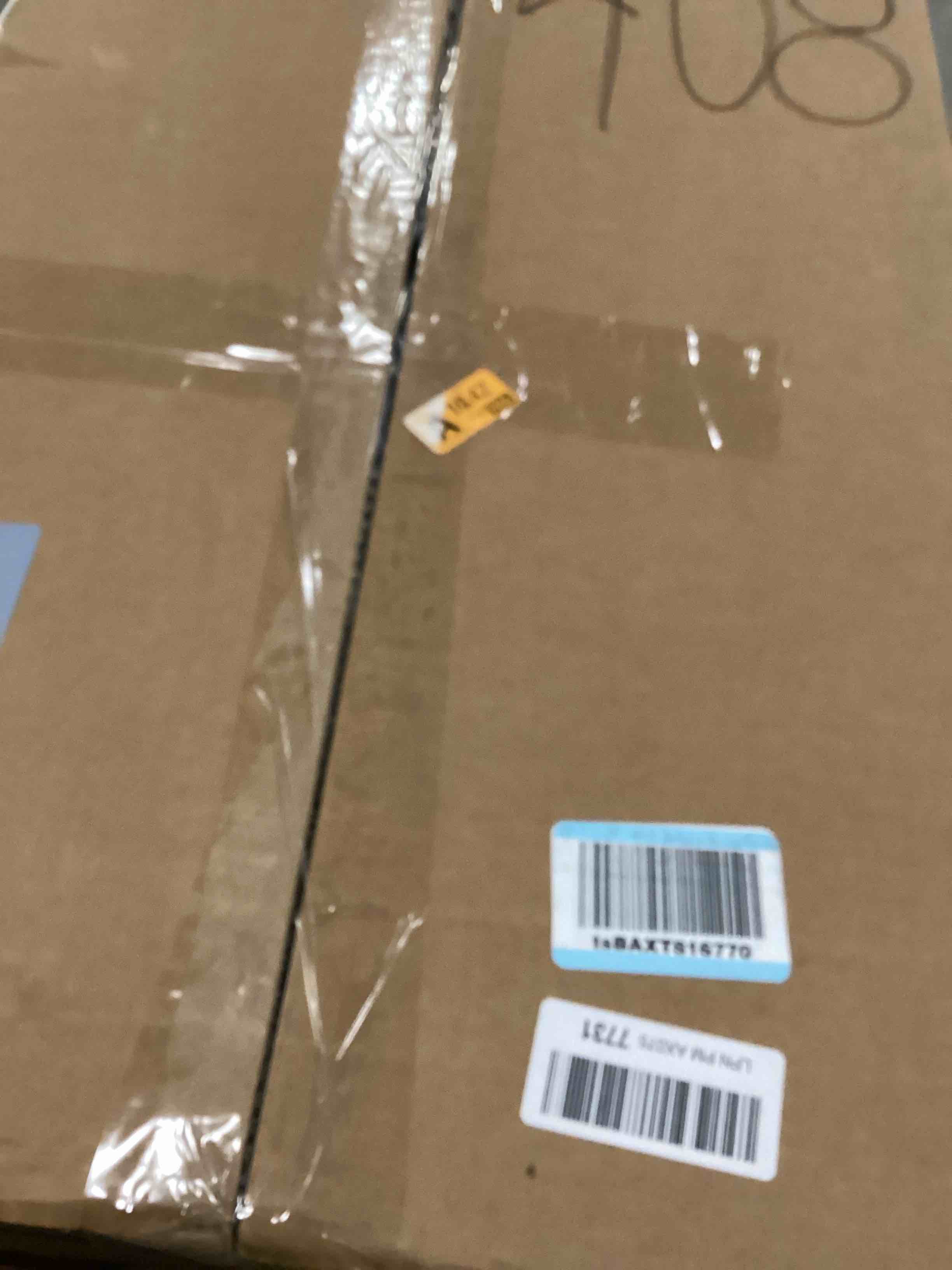 https://s3.amazonaws.com/lotting-images-prod/bidfta/RED6687973_1733229361268.jpeg
