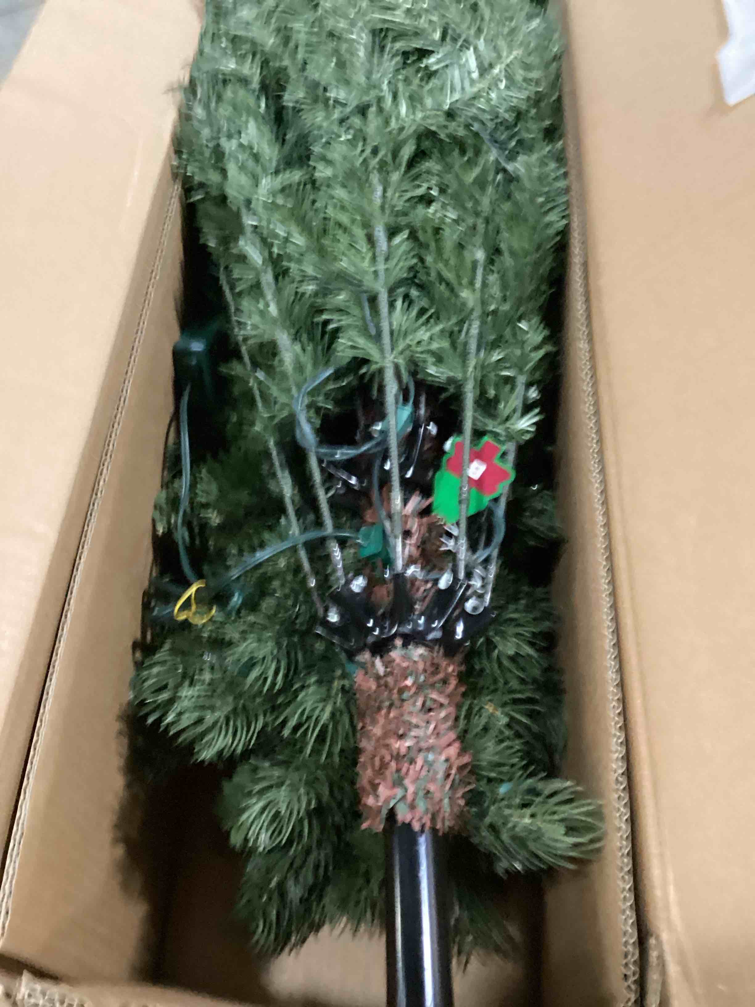https://s3.amazonaws.com/lotting-images-prod/bidfta/RED6687974_1733229498108.jpeg