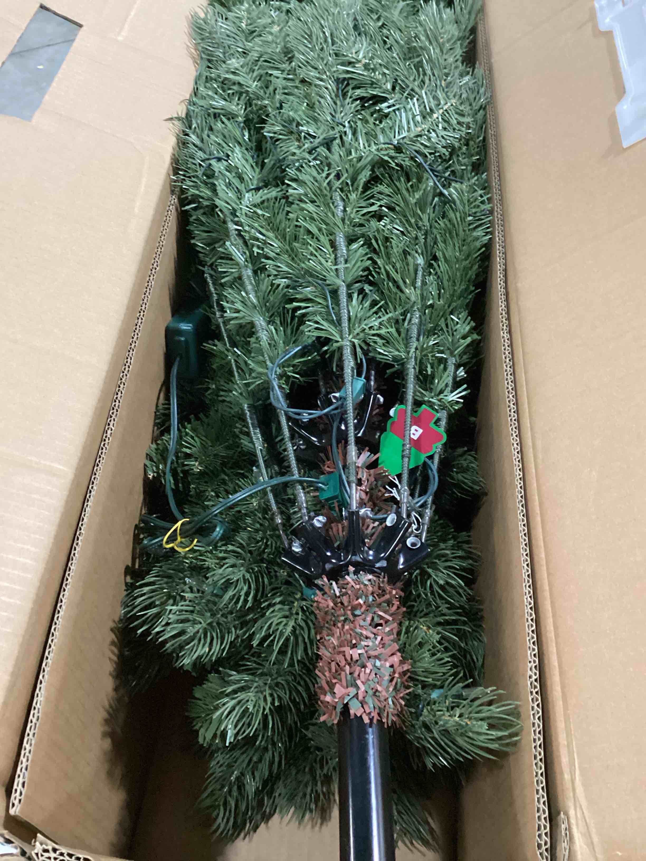 https://s3.amazonaws.com/lotting-images-prod/bidfta/RED6687974_1733229499452.jpeg