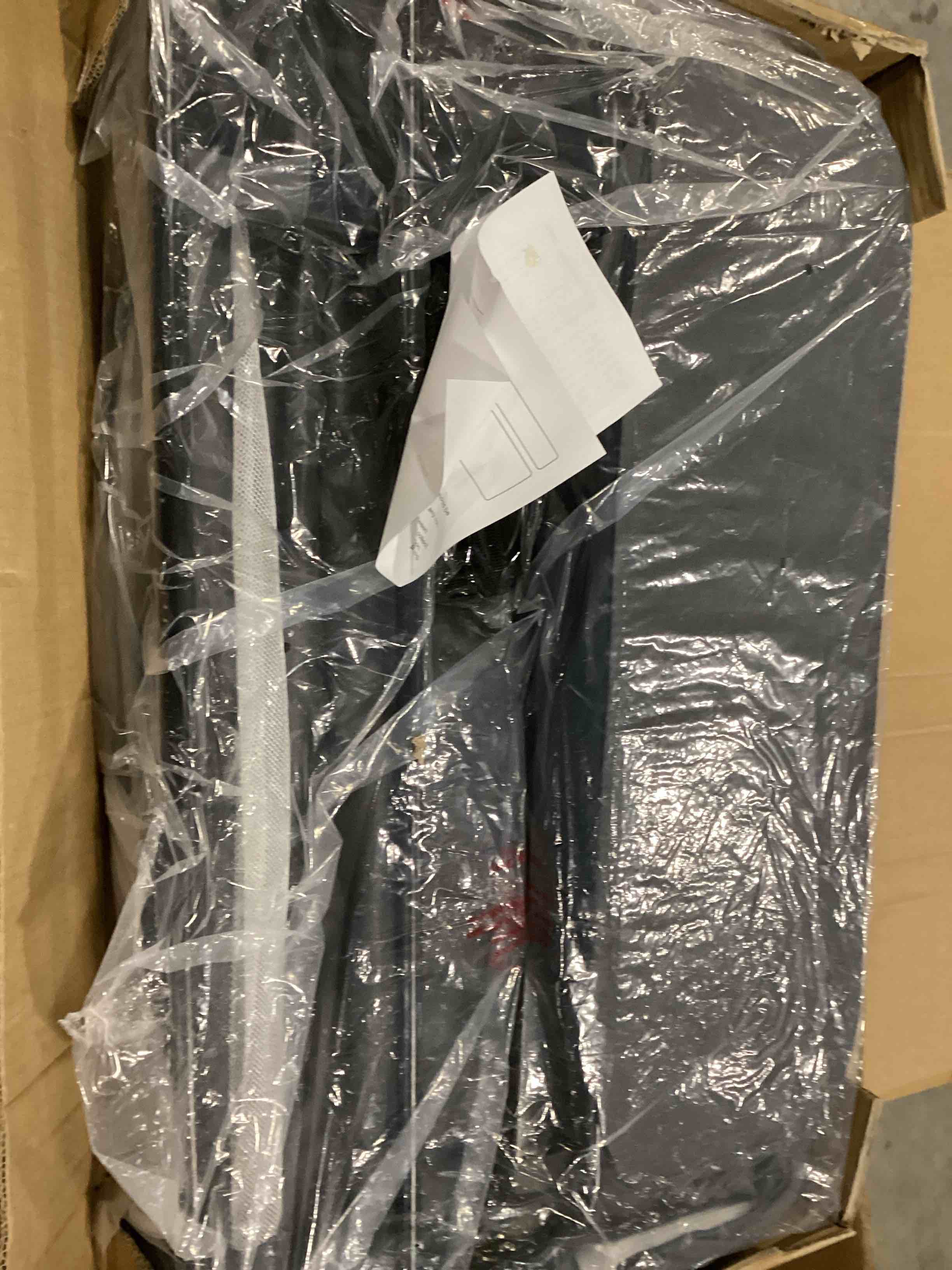https://s3.amazonaws.com/lotting-images-prod/bidfta/RED6688029_1733237354874.jpeg
