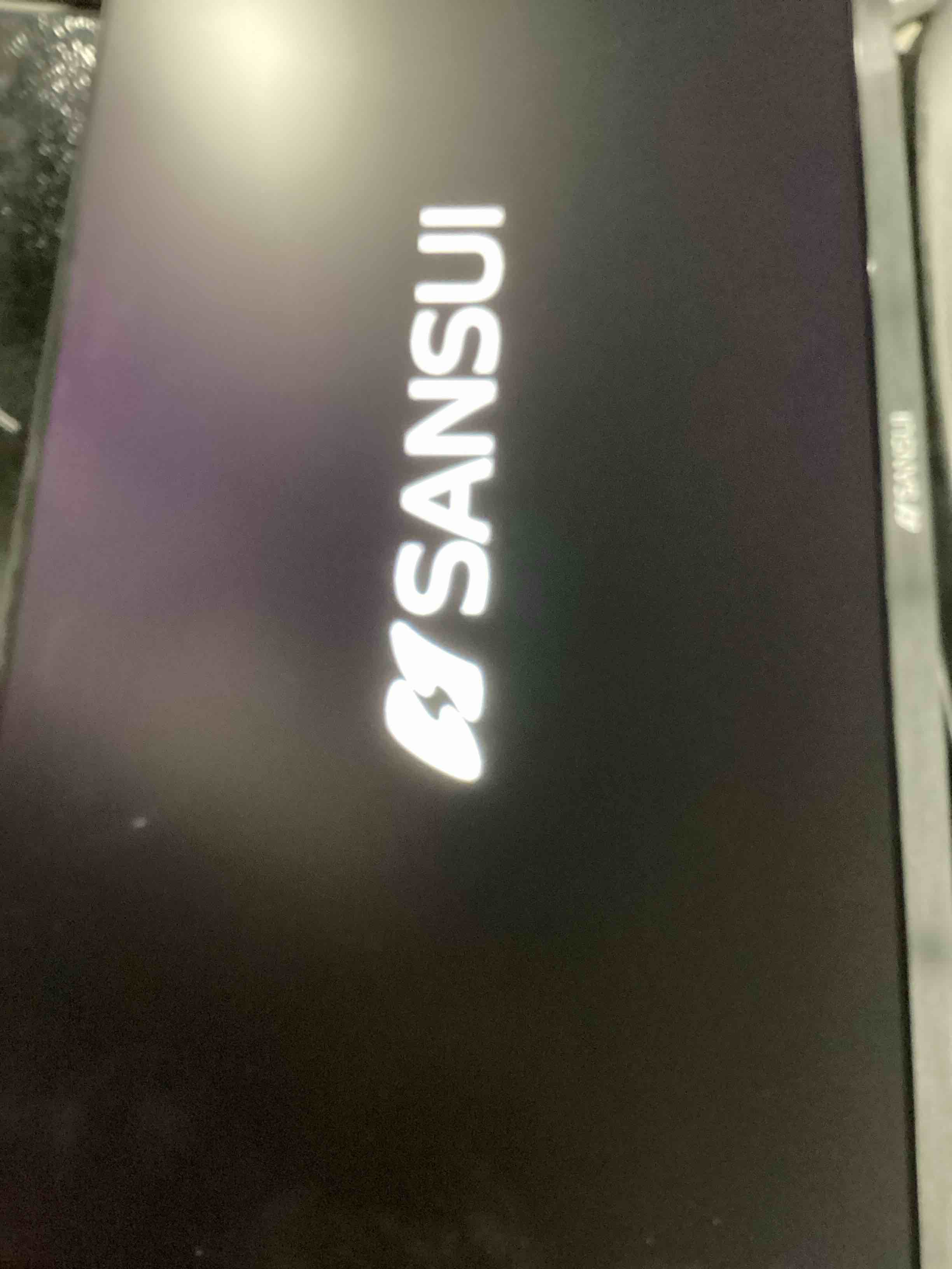 https://s3.amazonaws.com/lotting-images-prod/bidfta/RED6688464_1733502858419.jpeg
