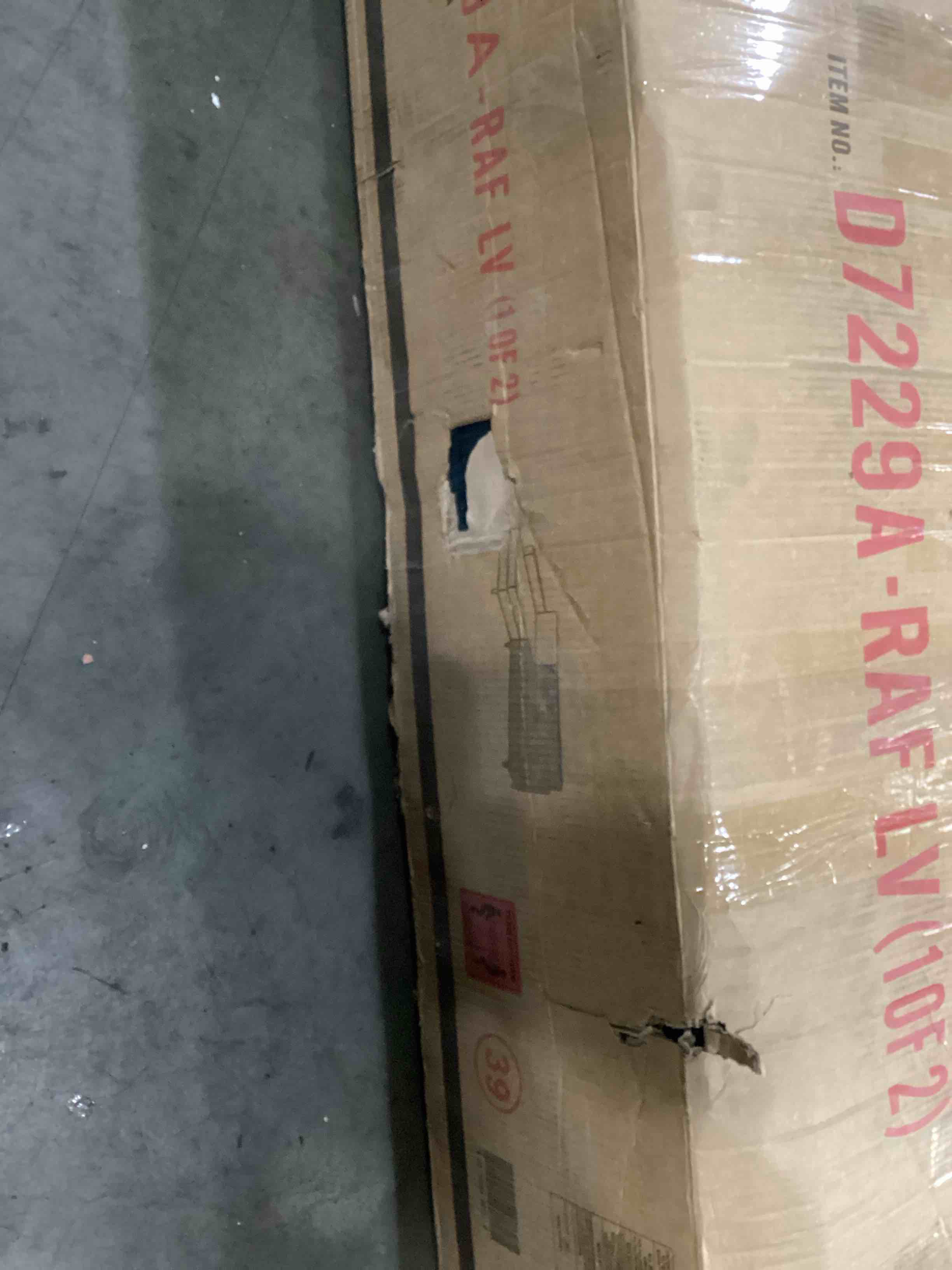 https://s3.amazonaws.com/lotting-images-prod/bidfta/RED6688563_1733769257675.jpeg