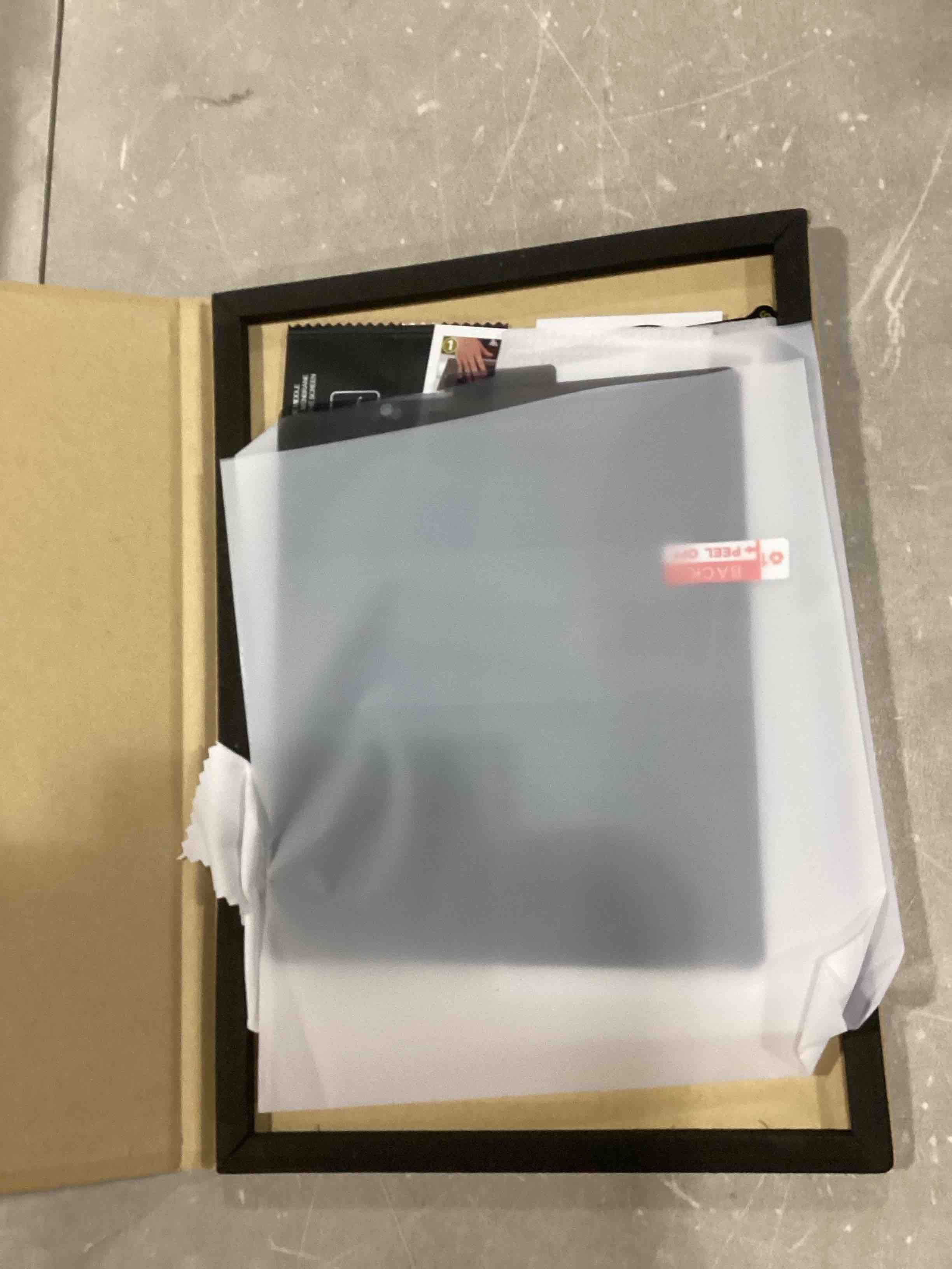 https://s3.amazonaws.com/lotting-images-prod/bidfta/RED6689105_1733928491746.jpeg