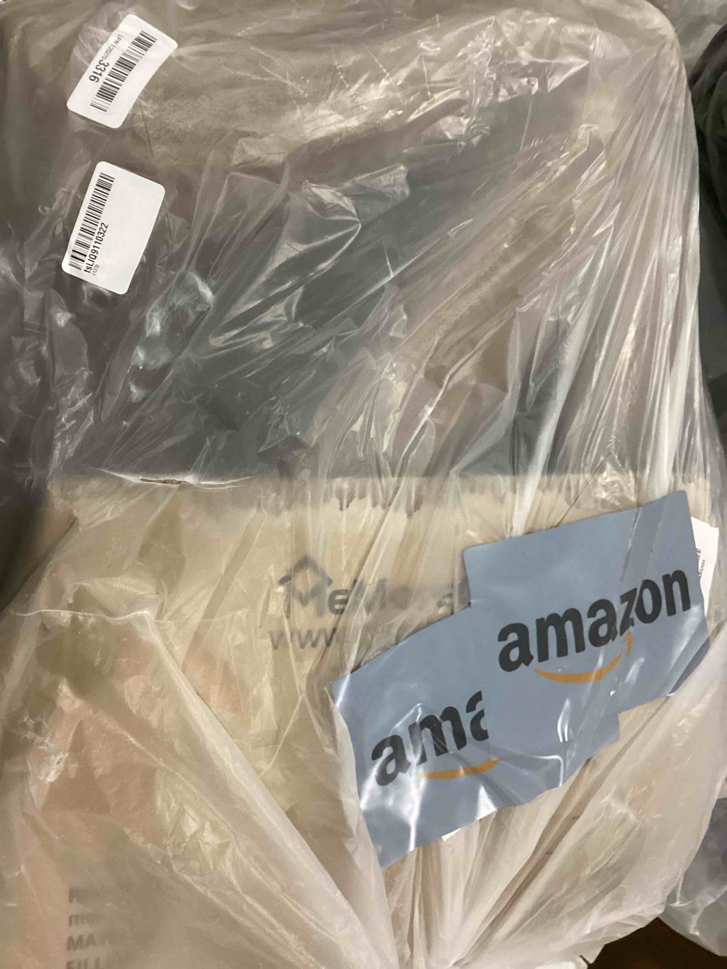 https://s3.amazonaws.com/lotting-images-prod/bidfta/RED6689736_1734458281386.jpeg