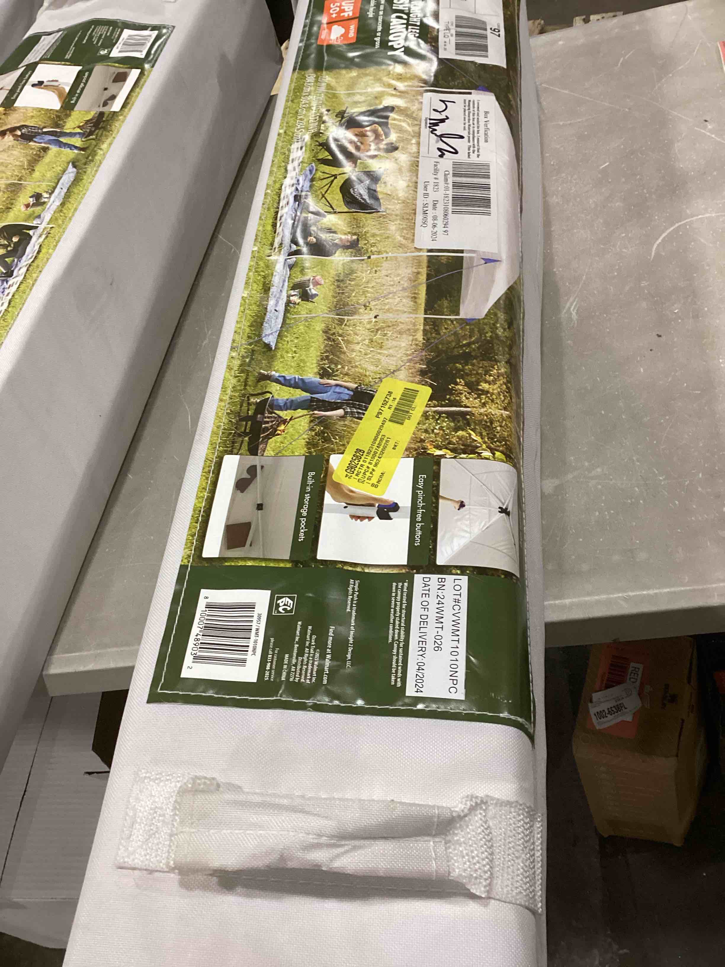 https://s3.amazonaws.com/lotting-images-prod/bidfta/RED6690135_1735042557020.jpeg