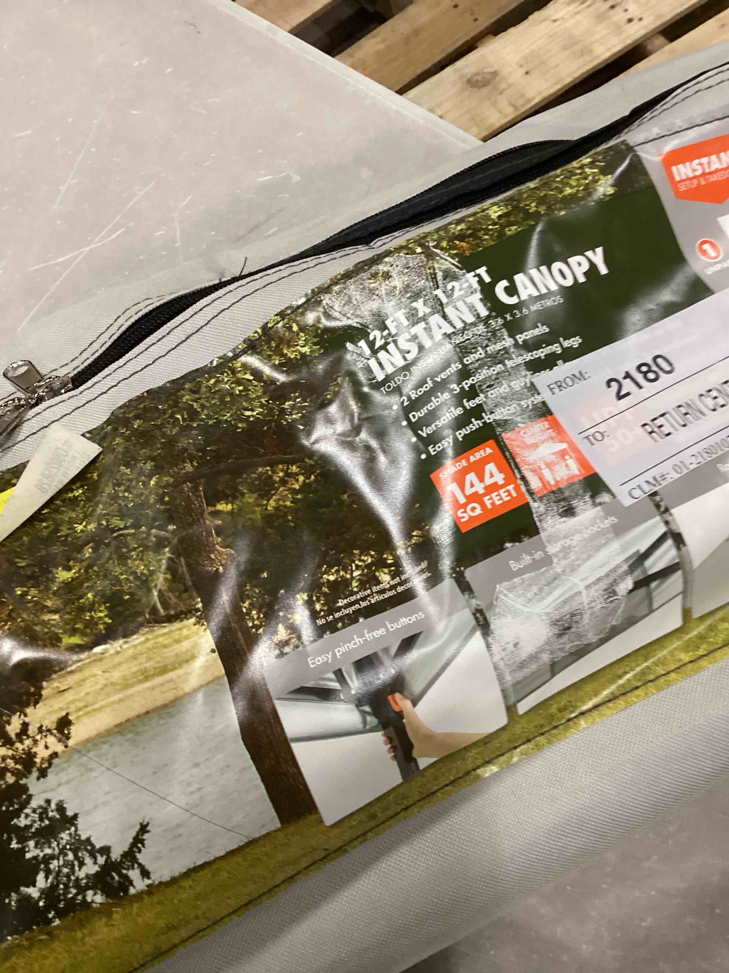 https://s3.amazonaws.com/lotting-images-prod/bidfta/RED6690143_1735044134056.jpeg