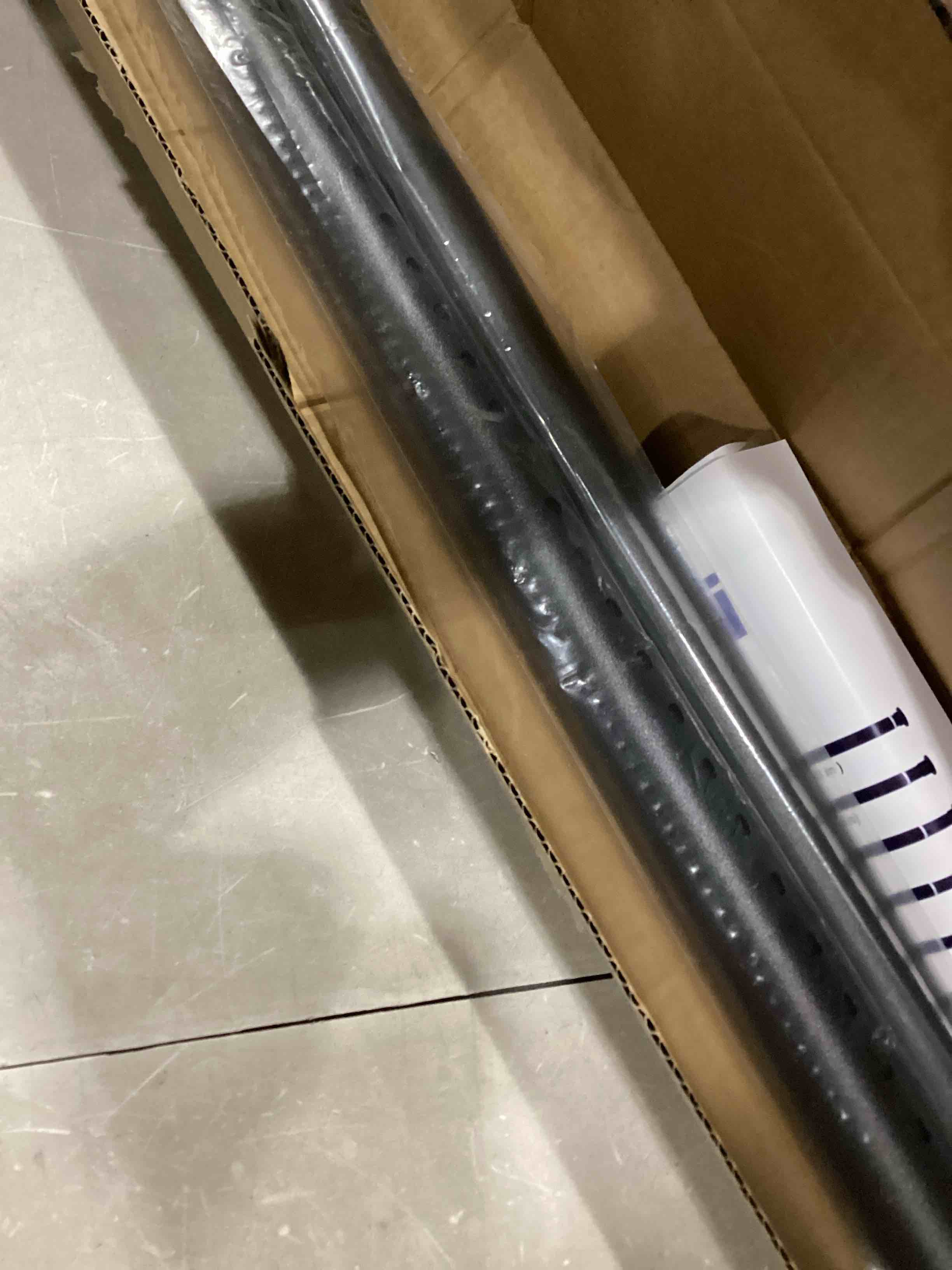 https://s3.amazonaws.com/lotting-images-prod/bidfta/RED6690388_1735583277290.jpeg