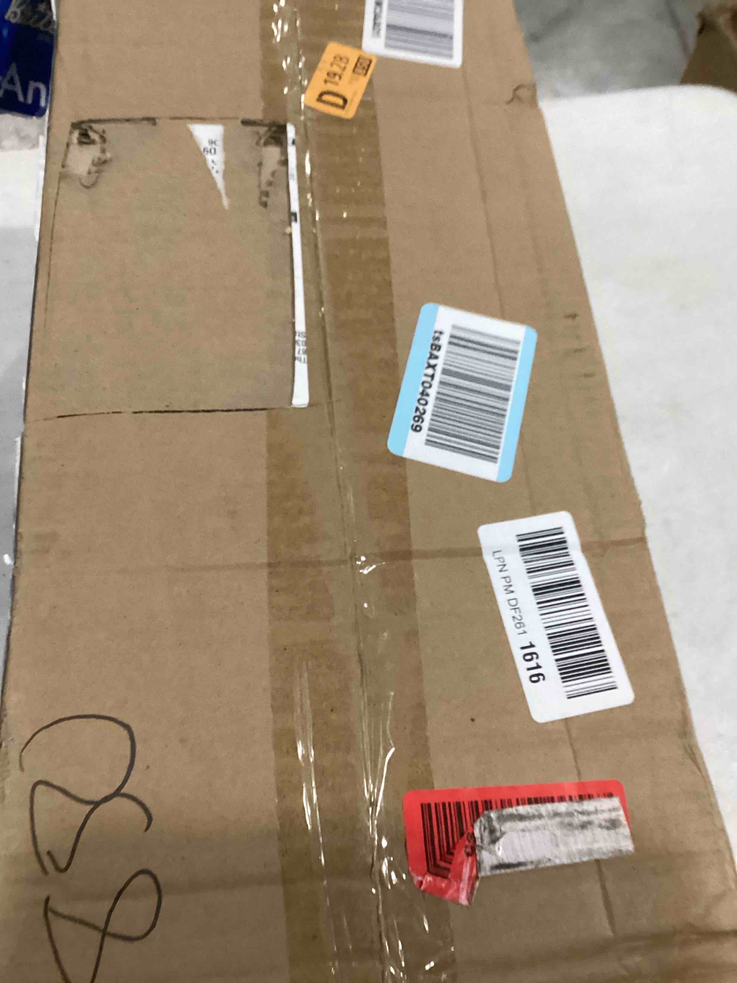 https://s3.amazonaws.com/lotting-images-prod/bidfta/RED6690481_1734095870165.jpeg