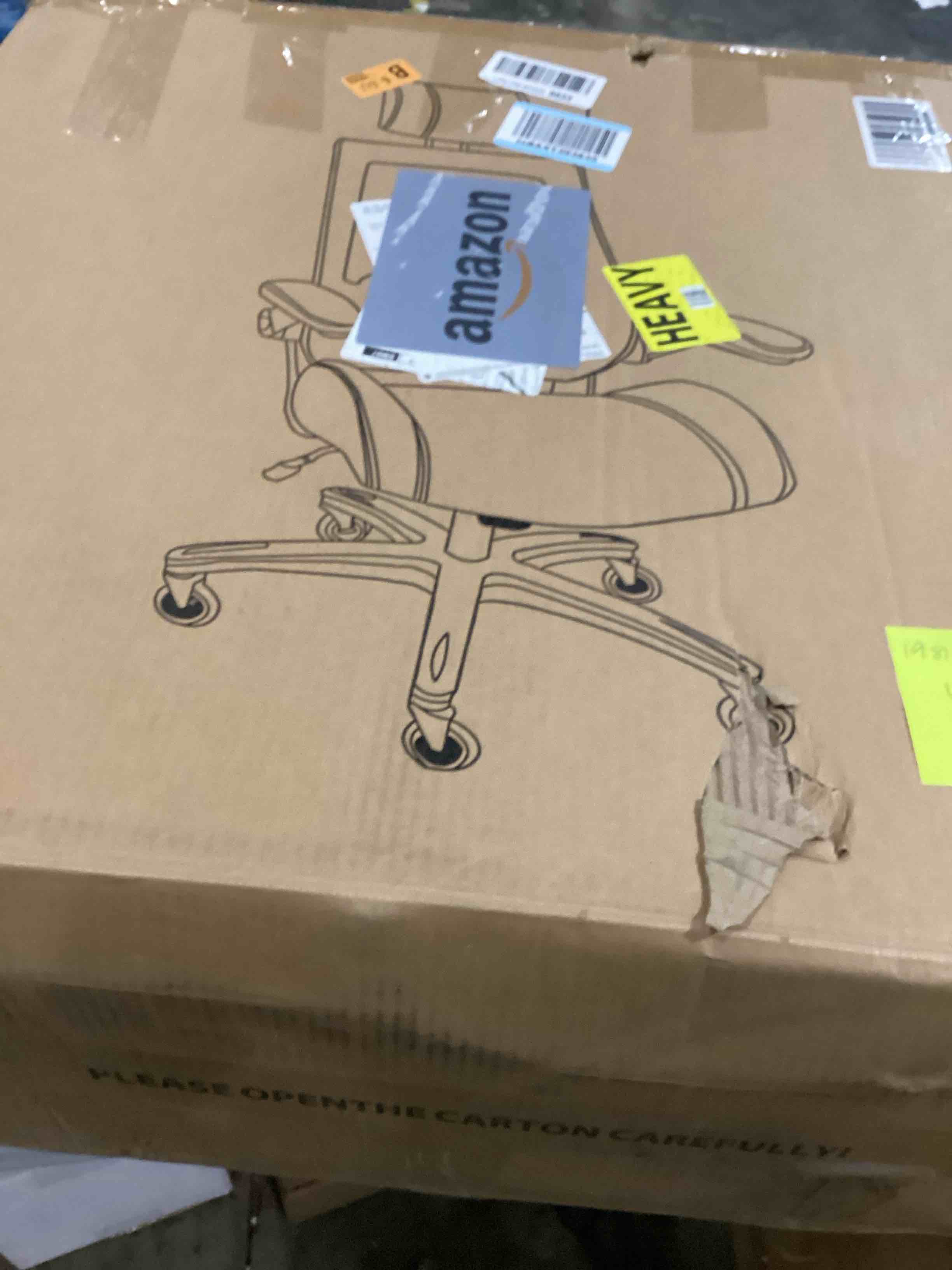 https://s3.amazonaws.com/lotting-images-prod/bidfta/RED6690496_1734097680530.jpeg