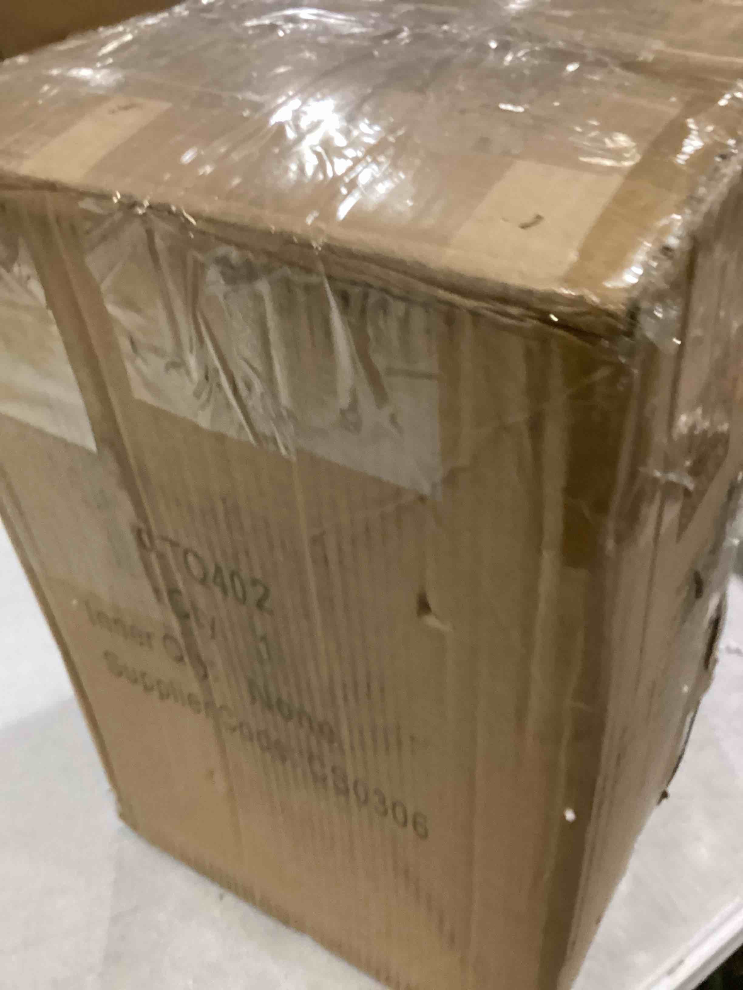 https://s3.amazonaws.com/lotting-images-prod/bidfta/RED6691095_1734984007677.jpeg