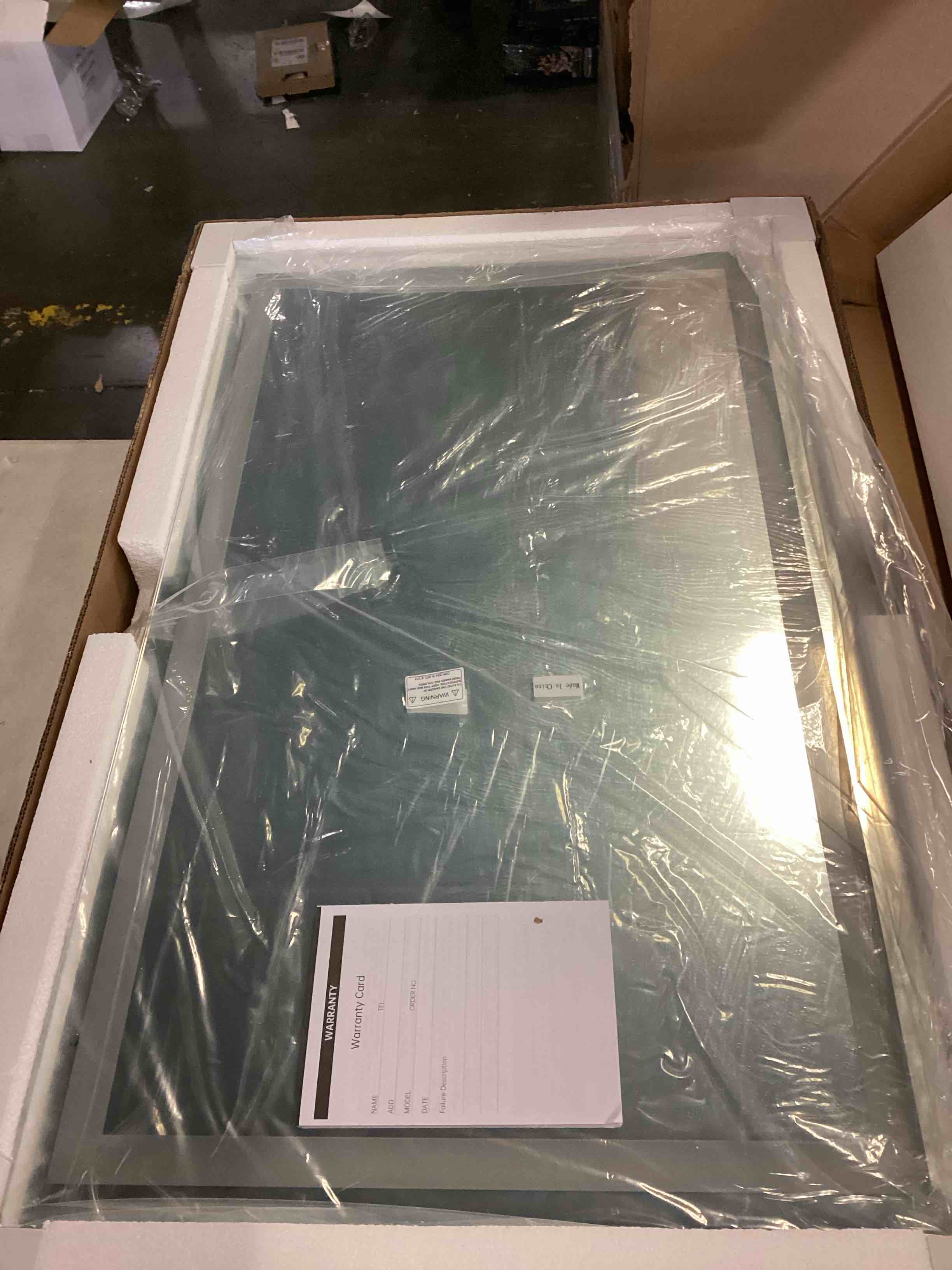 https://s3.amazonaws.com/lotting-images-prod/bidfta/RED6695325_1726252000956.jpeg
