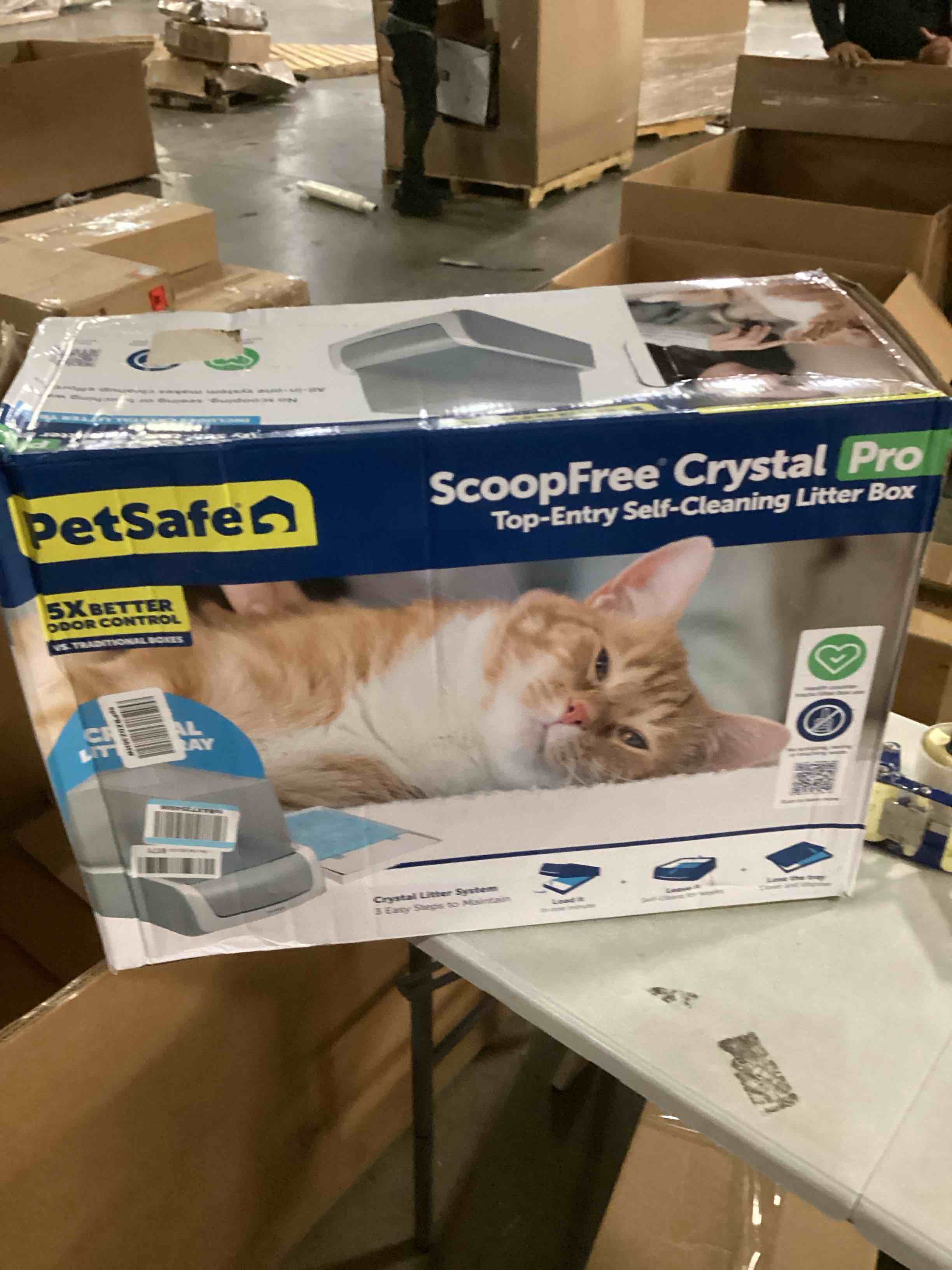 PetSafe ScoopFree Complete Plus SelfCleaning Cat Litter Box with Top