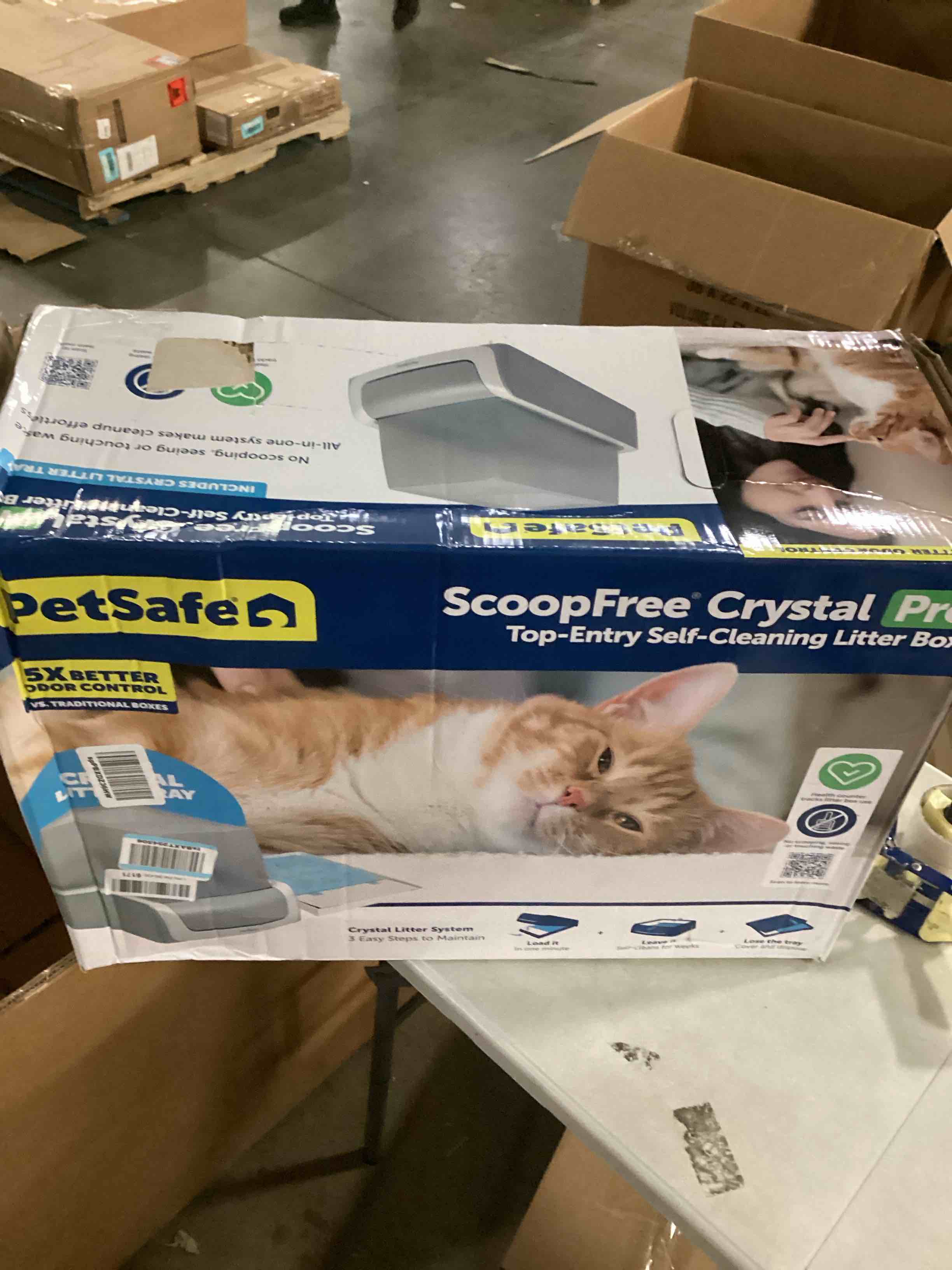 PetSafe ScoopFree Complete Plus SelfCleaning Cat Litter Box with Top