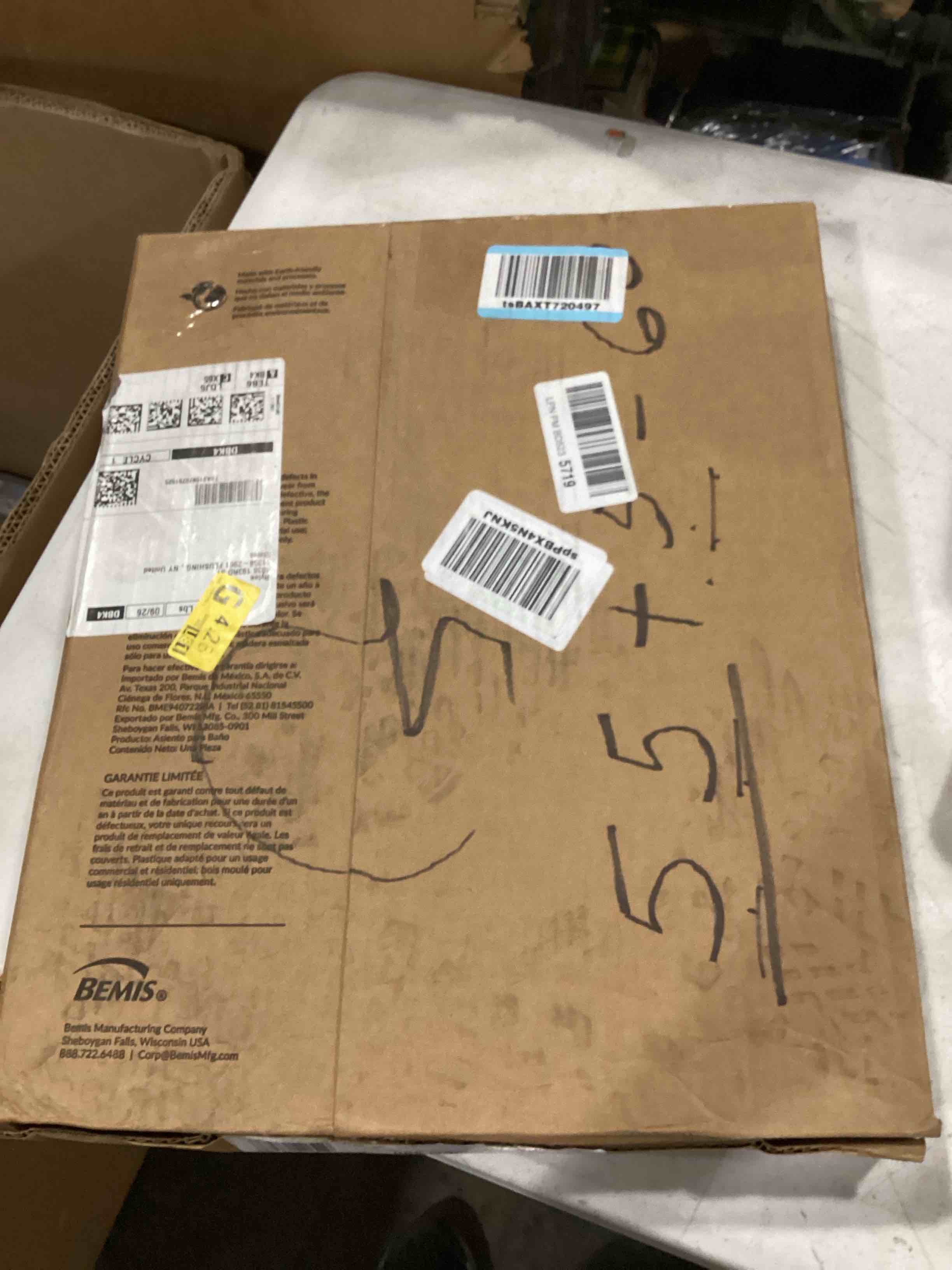 https://s3.amazonaws.com/lotting-images-prod/bidfta/RED6696714_1728653313109.jpeg