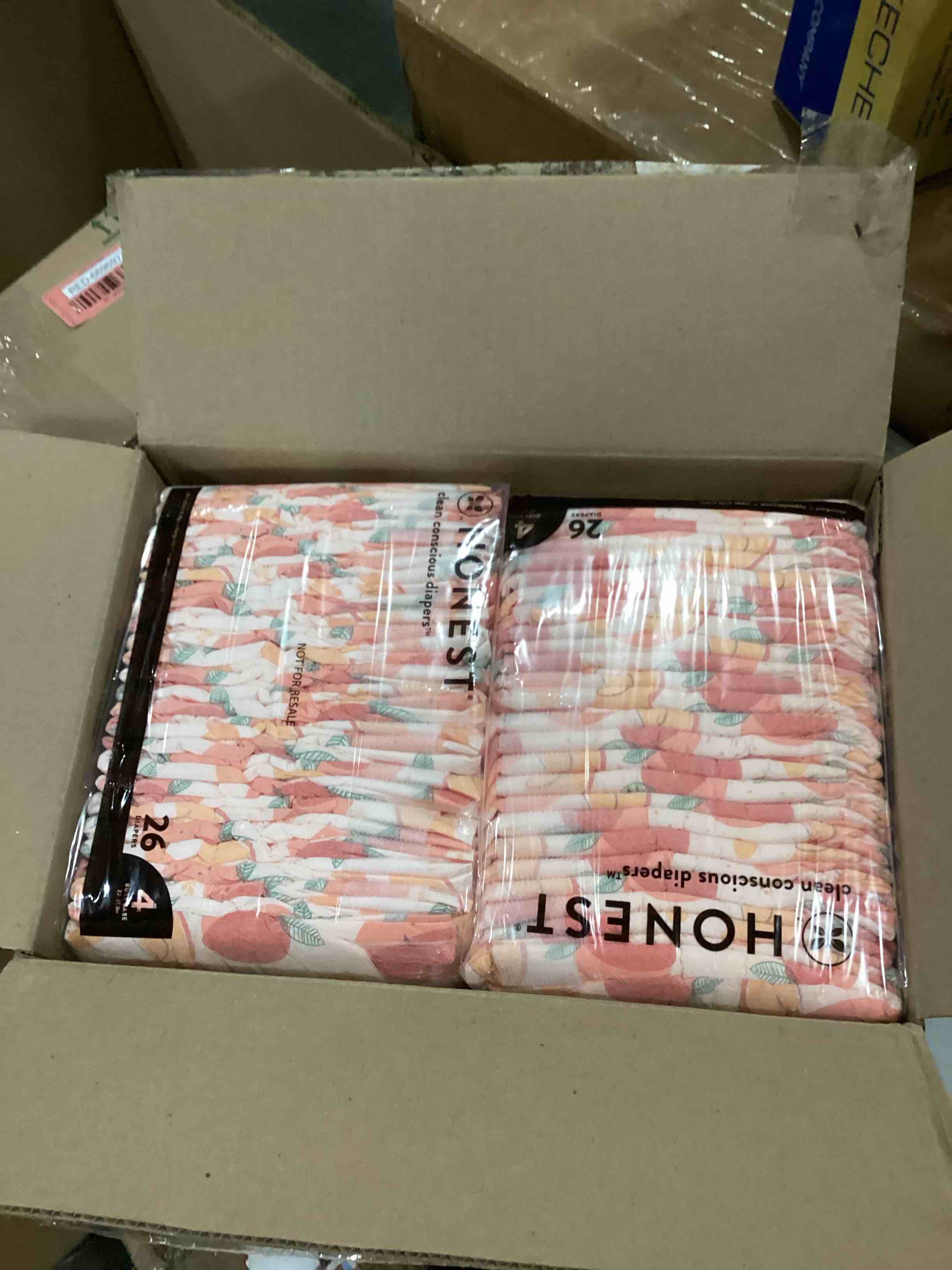 https://s3.amazonaws.com/lotting-images-prod/bidfta/RED6696978_1728931204329.jpeg