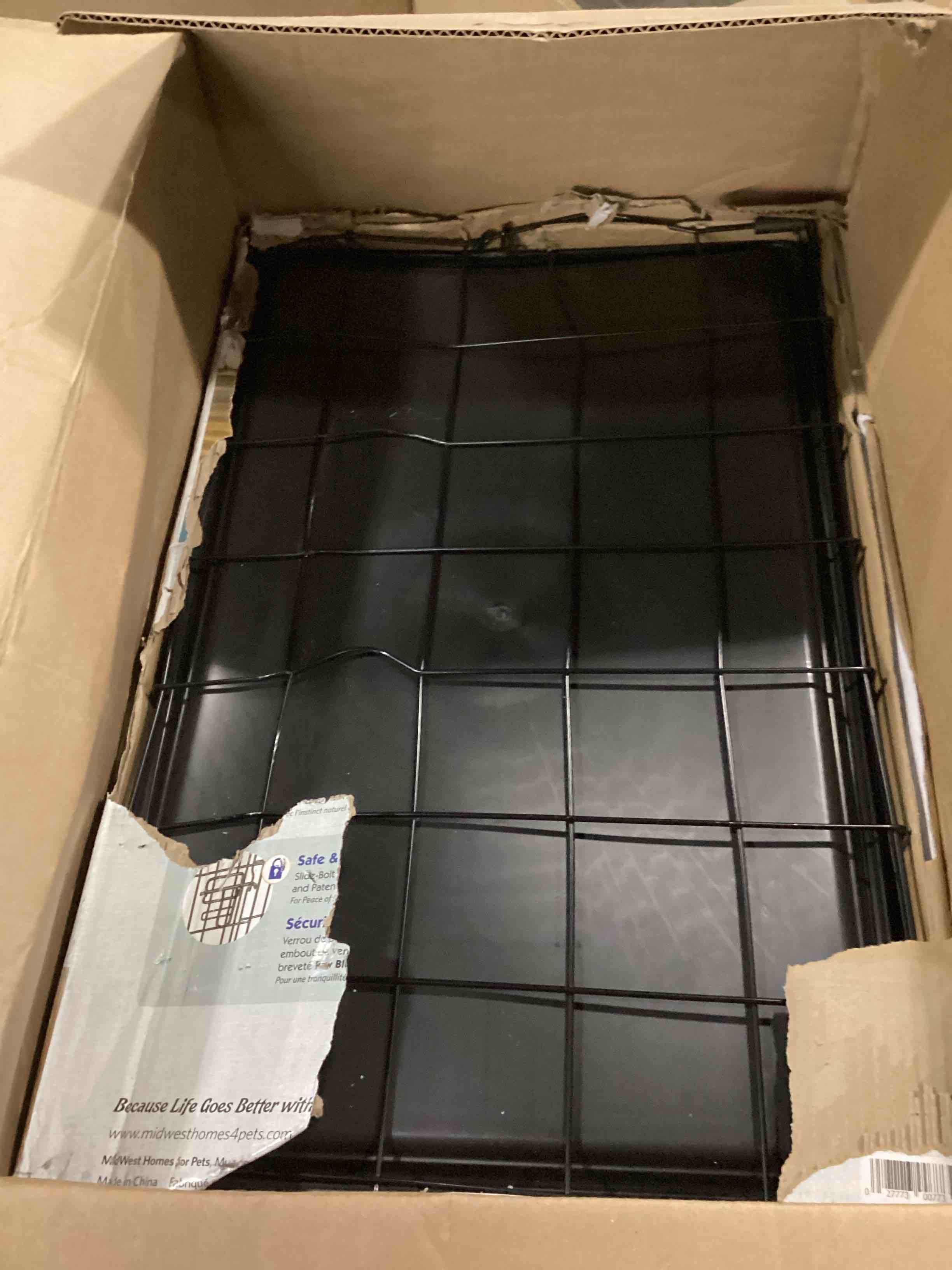 https://s3.amazonaws.com/lotting-images-prod/bidfta/RED6697473_1729263375506.jpeg