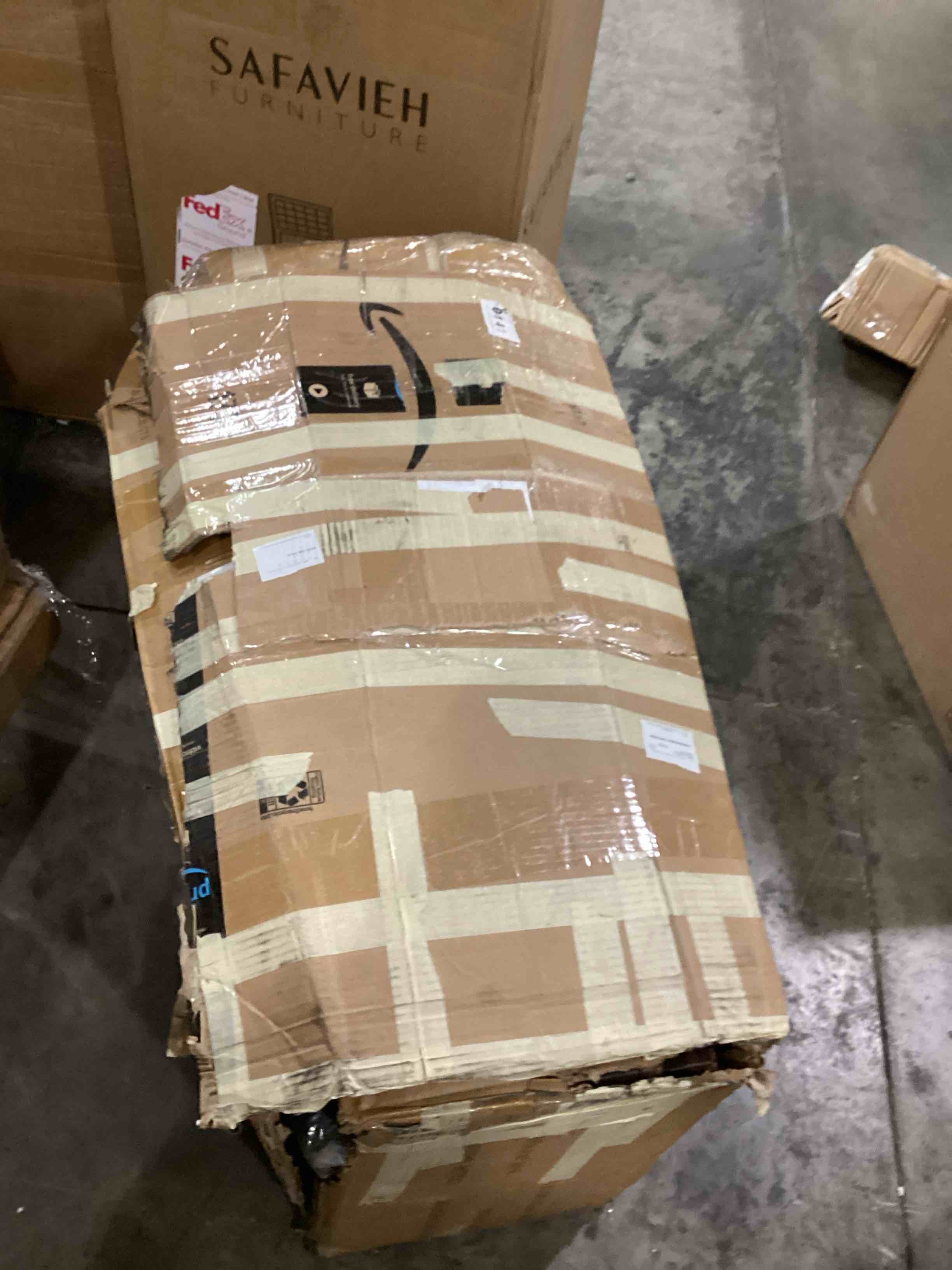 https://s3.amazonaws.com/lotting-images-prod/bidfta/RED6697759_1729599375526.jpeg