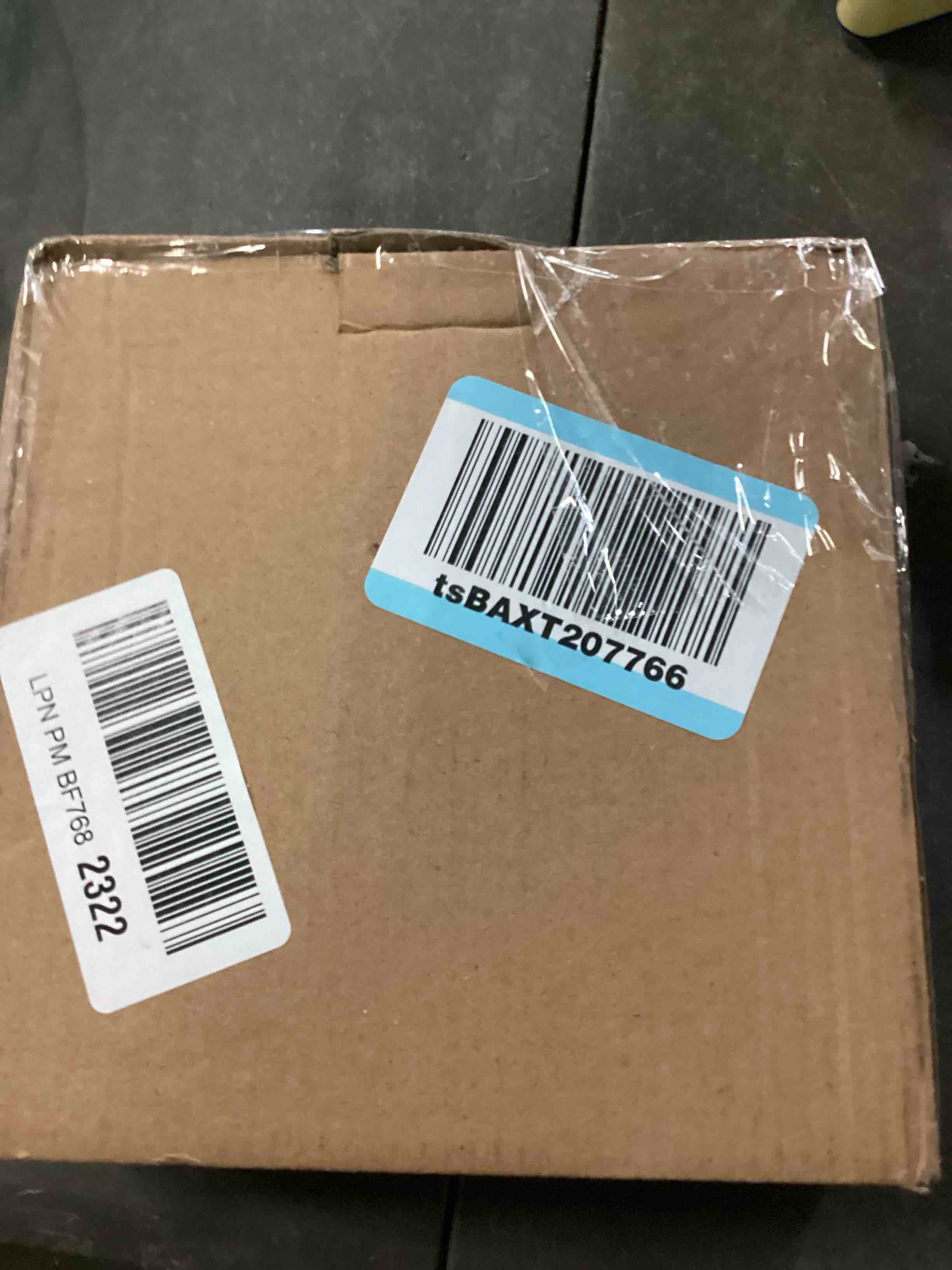 https://s3.amazonaws.com/lotting-images-prod/bidfta/RED6700137_1726151656073.jpeg