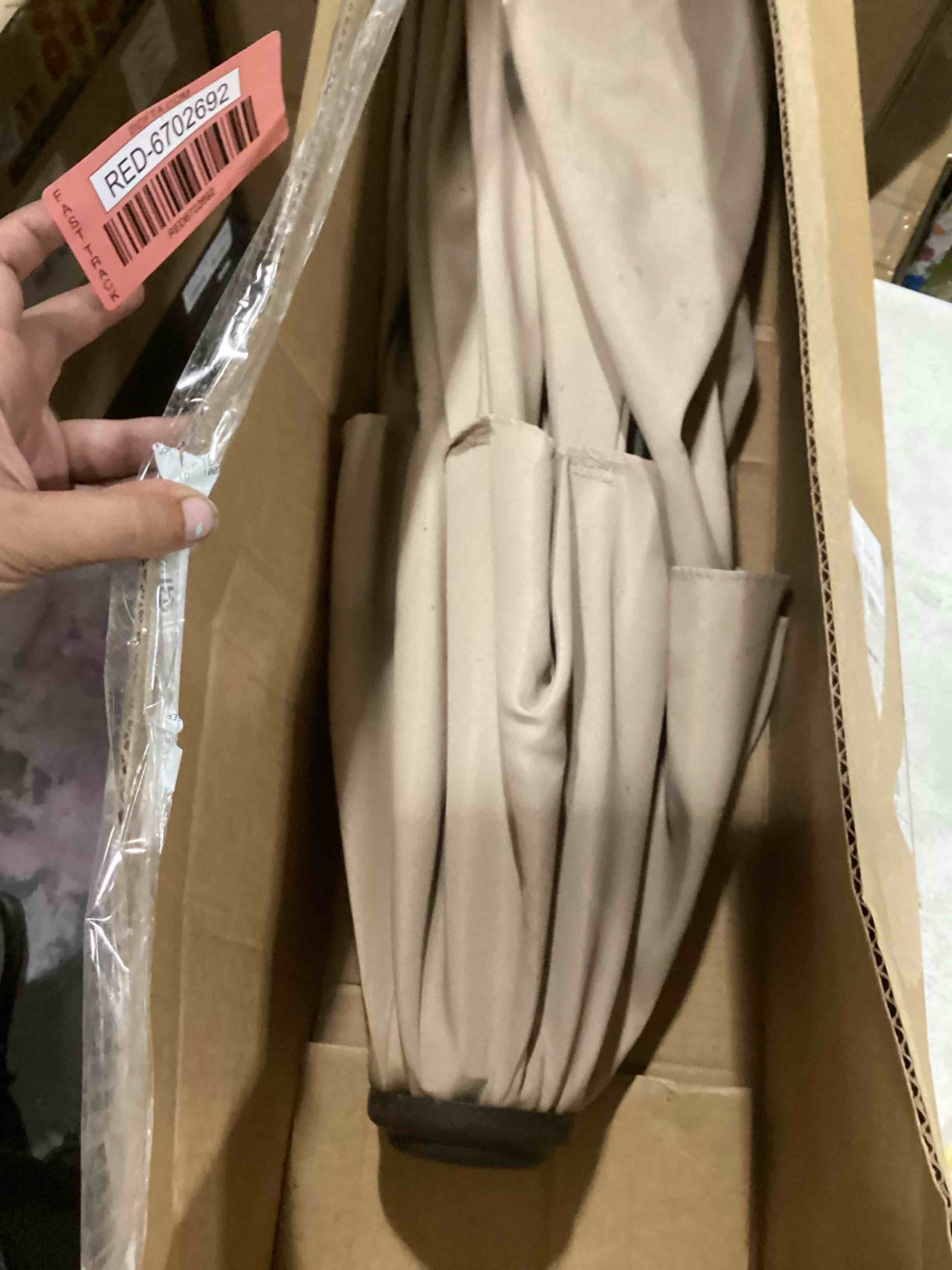 https://s3.amazonaws.com/lotting-images-prod/bidfta/RED6702692_1726770150056.jpeg