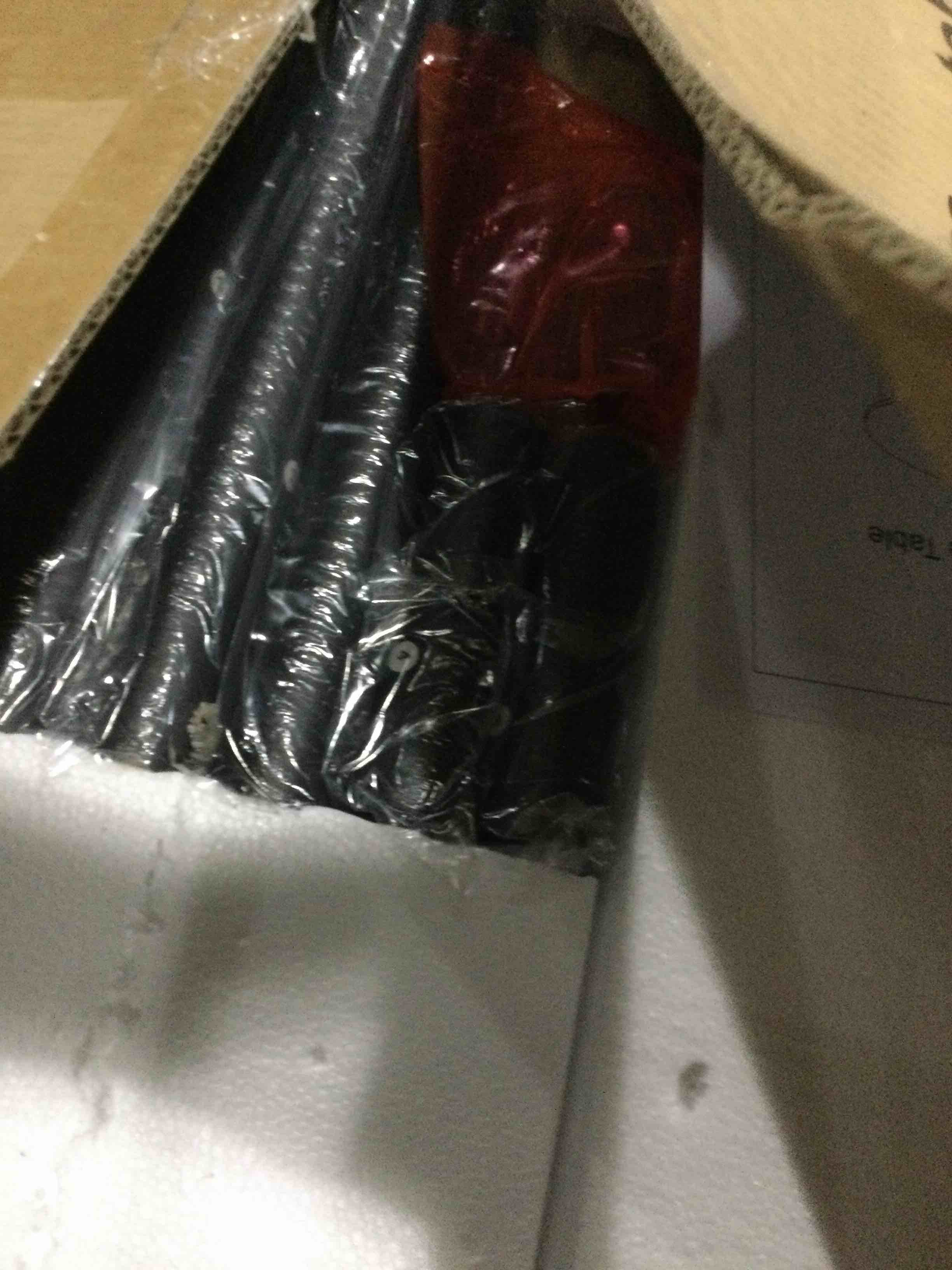 https://s3.amazonaws.com/lotting-images-prod/bidfta/RED6702964_1728400703358.jpeg