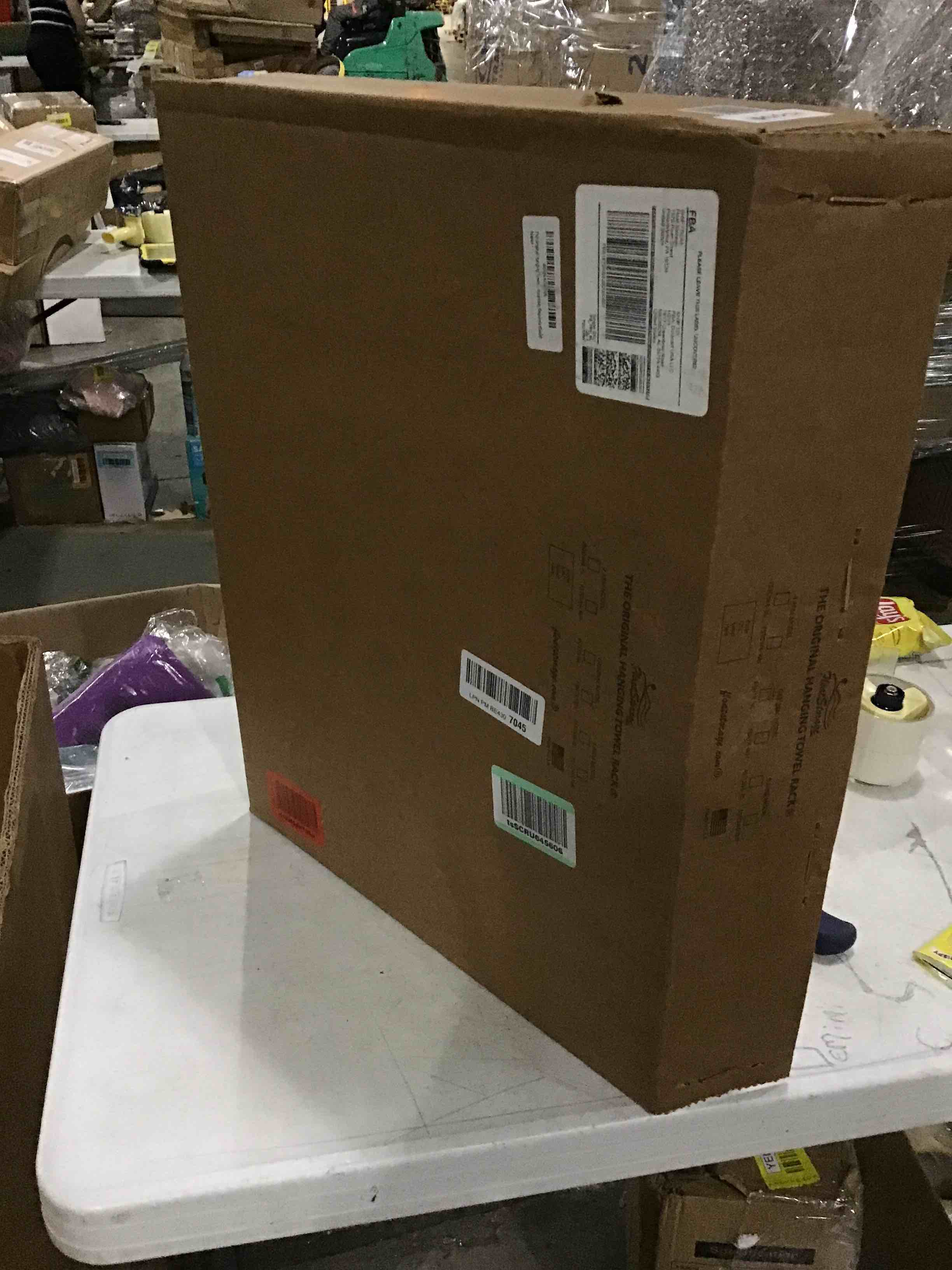 https://s3.amazonaws.com/lotting-images-prod/bidfta/RED6703029_1728565395633.jpeg