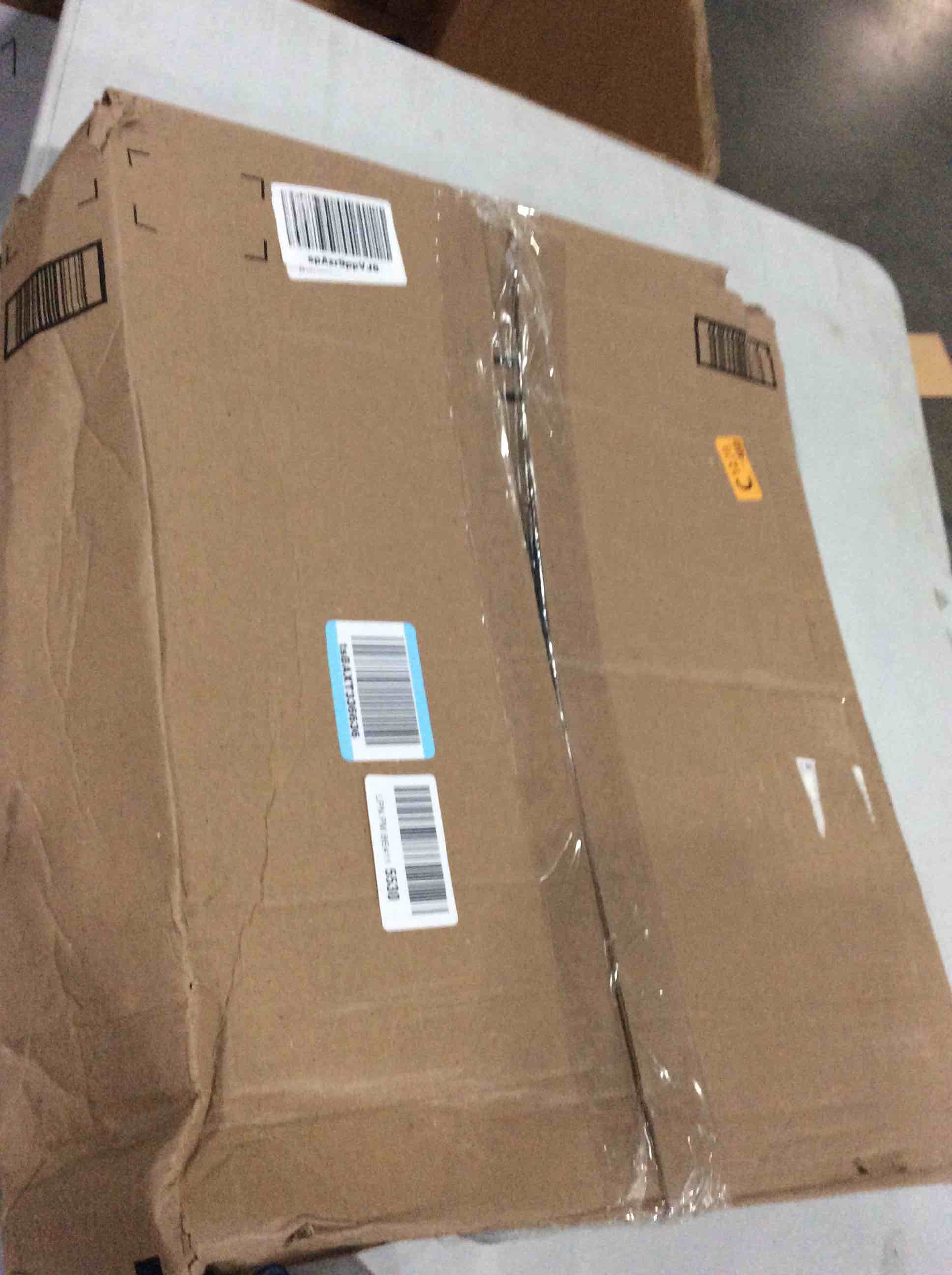 https://s3.amazonaws.com/lotting-images-prod/bidfta/RED6703599_1729511479263.jpeg