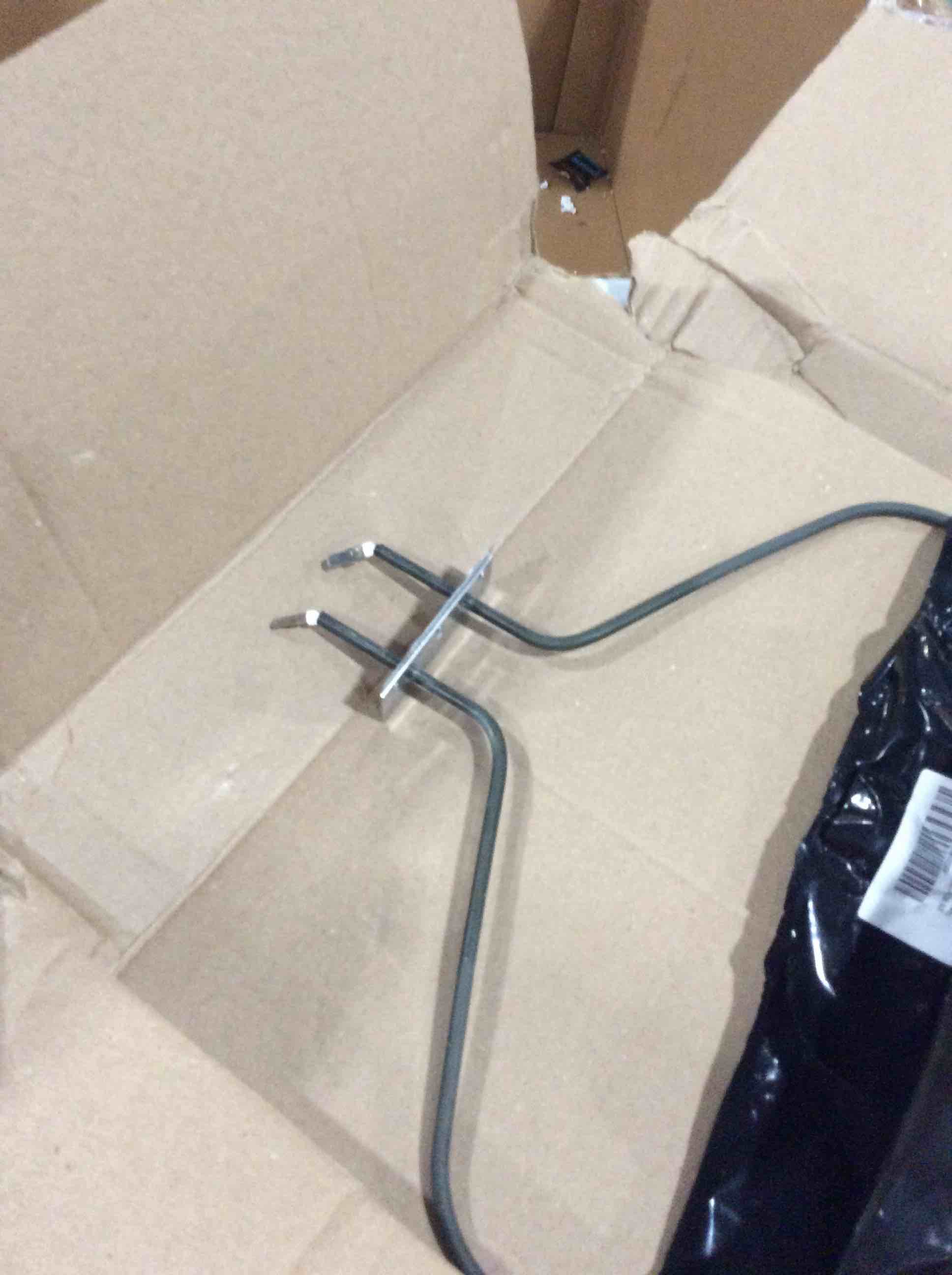 https://s3.amazonaws.com/lotting-images-prod/bidfta/RED6703599_1729511522307.jpeg