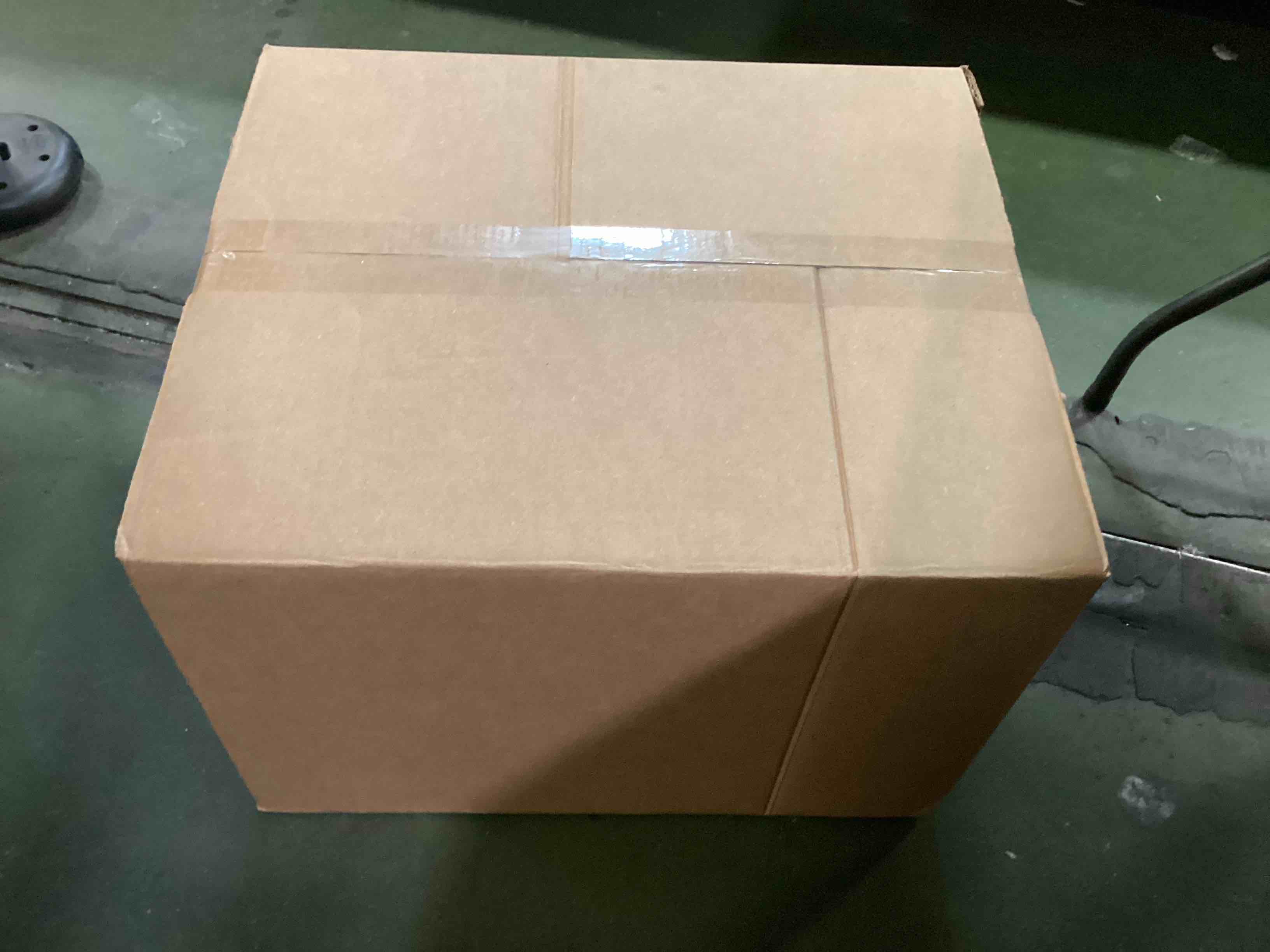 https://s3.amazonaws.com/lotting-images-prod/bidfta/RED6705378_1720787422498.jpeg