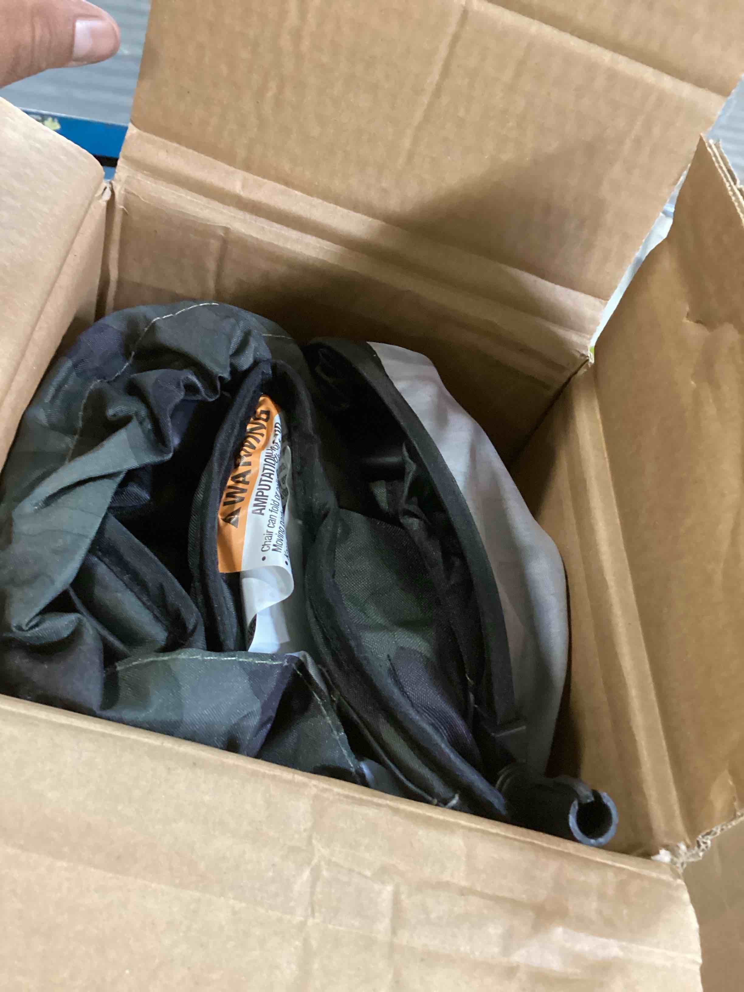 https://s3.amazonaws.com/lotting-images-prod/bidfta/RED6708377_1721316677859.jpeg