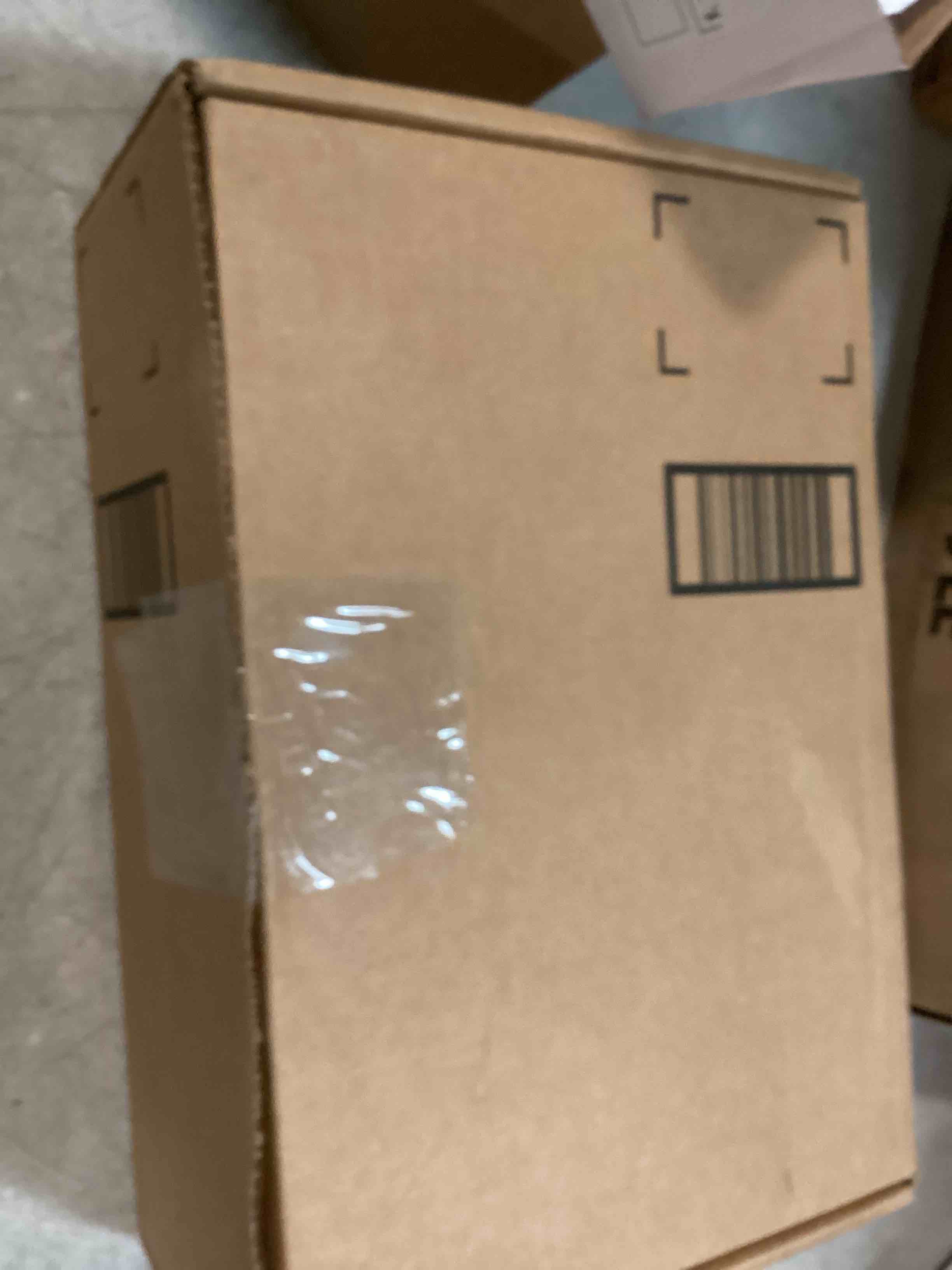 https://s3.amazonaws.com/lotting-images-prod/bidfta/RED6708952_1720466857868.jpeg