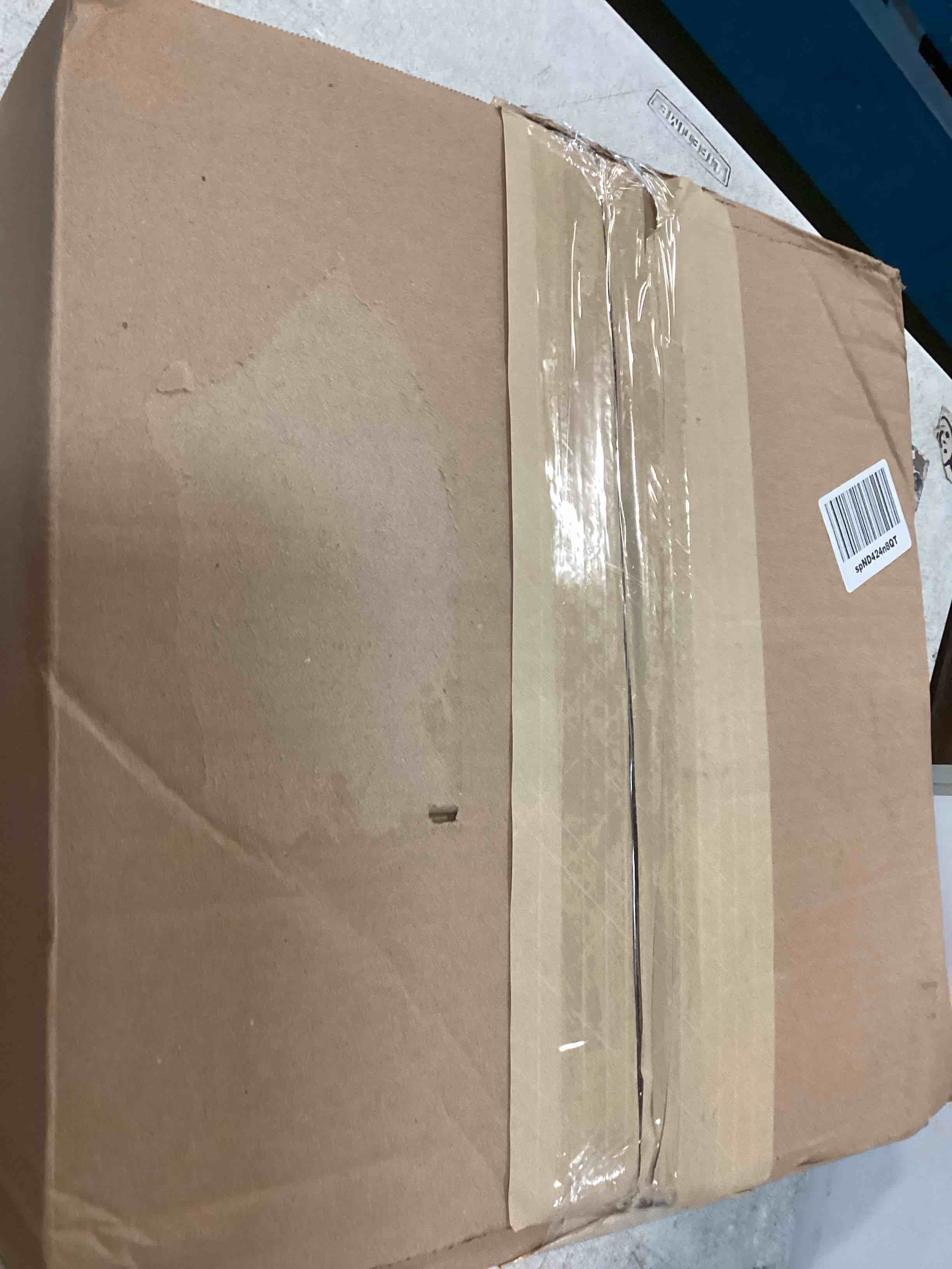 https://s3.amazonaws.com/lotting-images-prod/bidfta/RED6709412_1720618706445.jpeg
