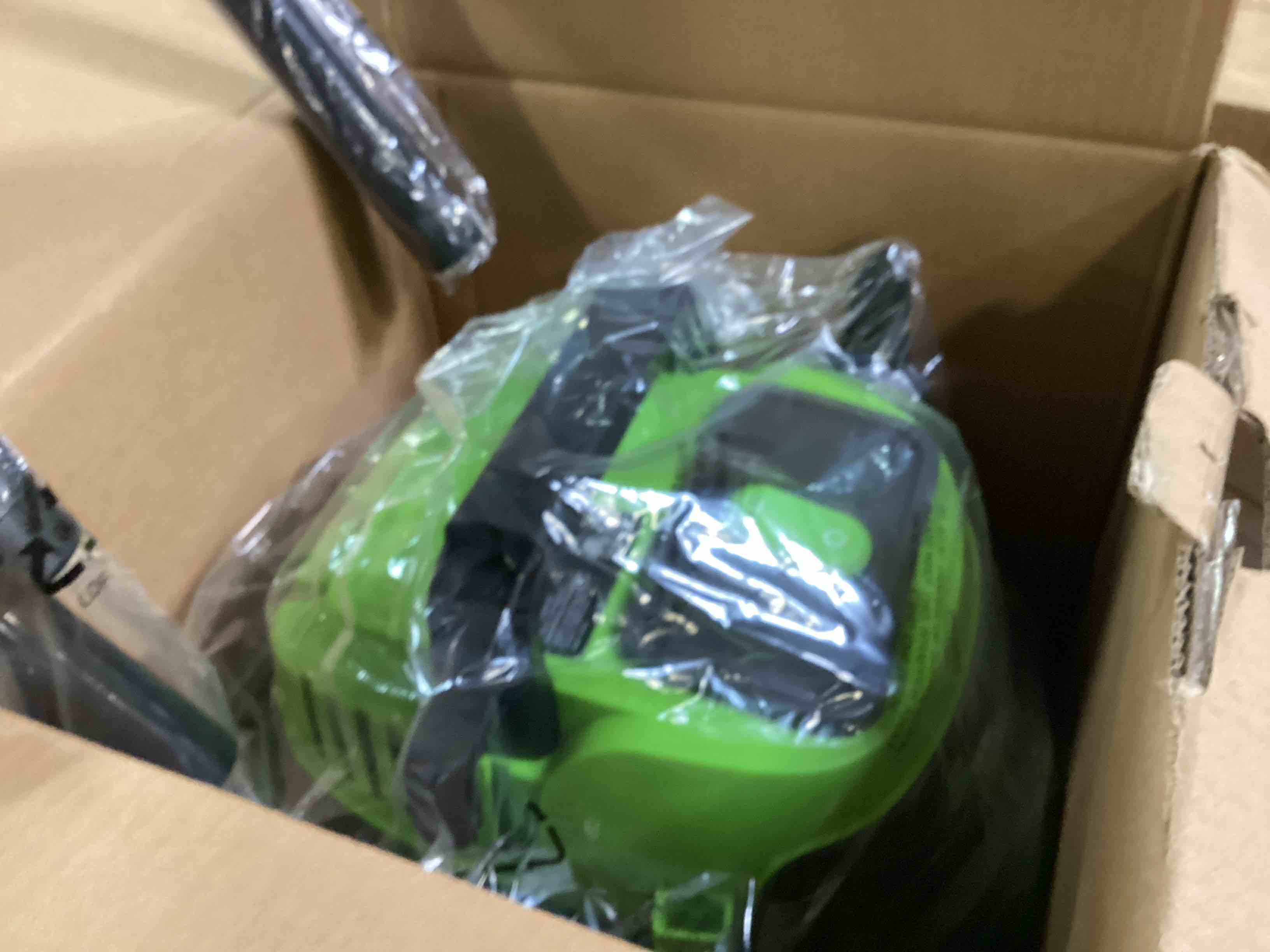 https://s3.amazonaws.com/lotting-images-prod/bidfta/RED6710751_1721151178179.jpeg