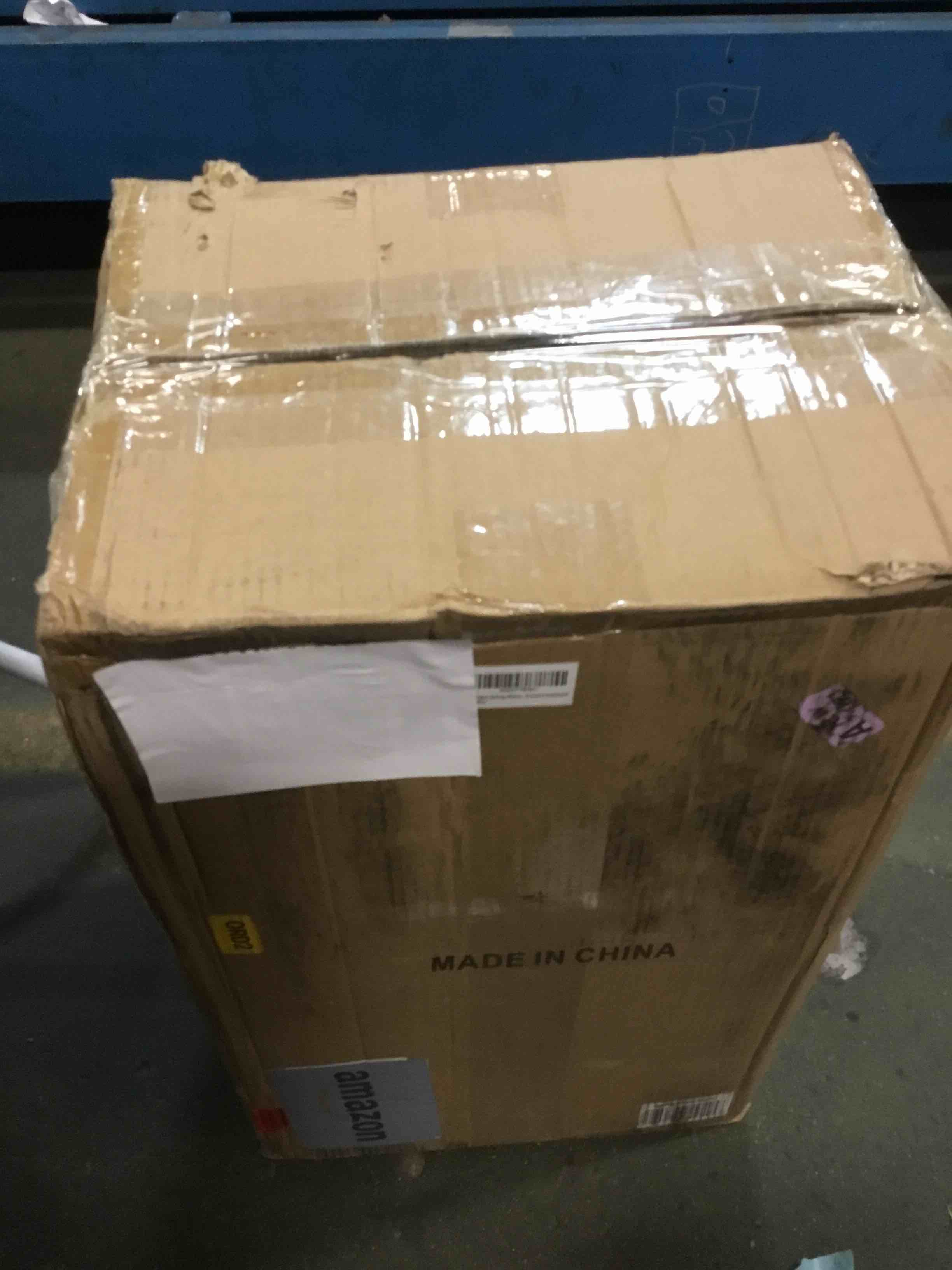 https://s3.amazonaws.com/lotting-images-prod/bidfta/RED6711036_1721274885505.jpeg