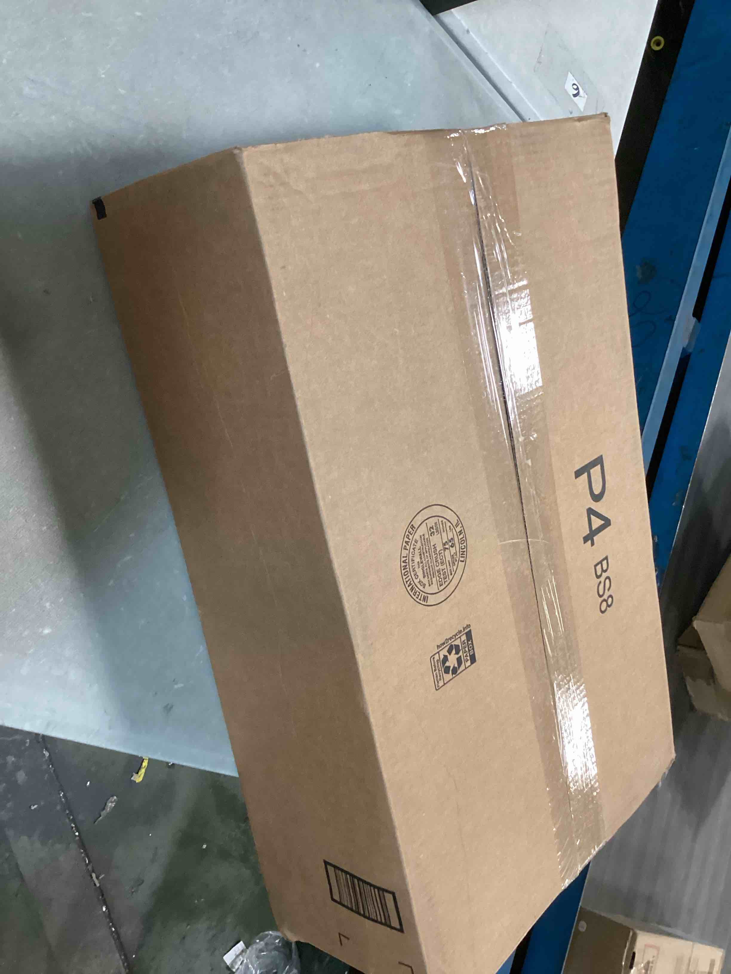 https://s3.amazonaws.com/lotting-images-prod/bidfta/RED6713064_1719405643727.jpeg