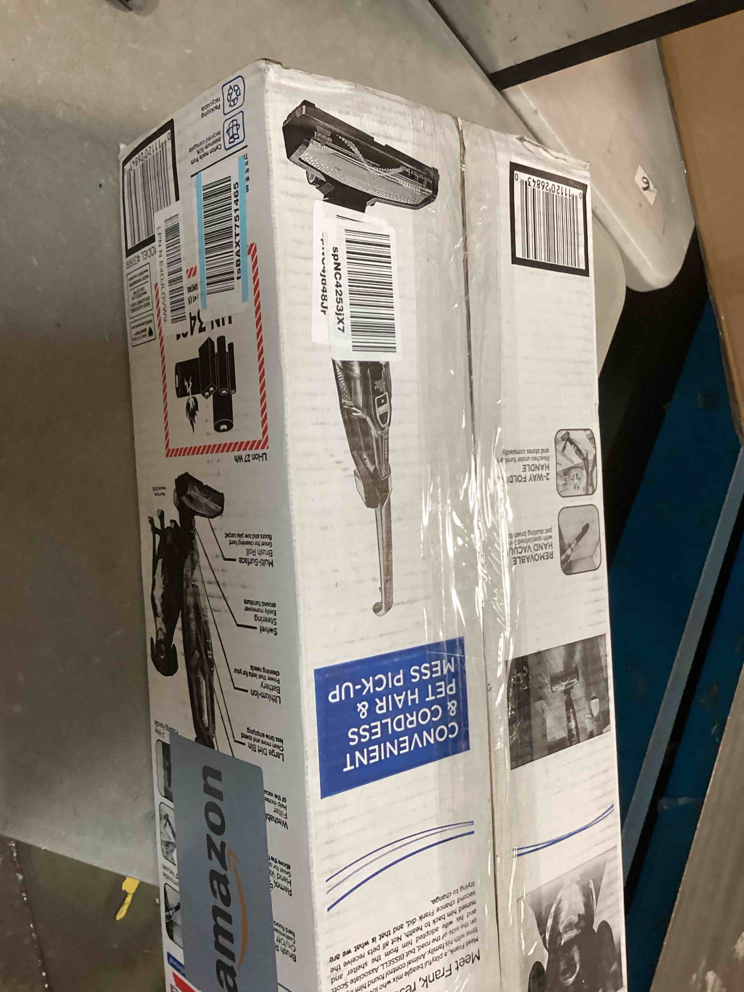 https://s3.amazonaws.com/lotting-images-prod/bidfta/RED6713129_1719413450192.jpeg