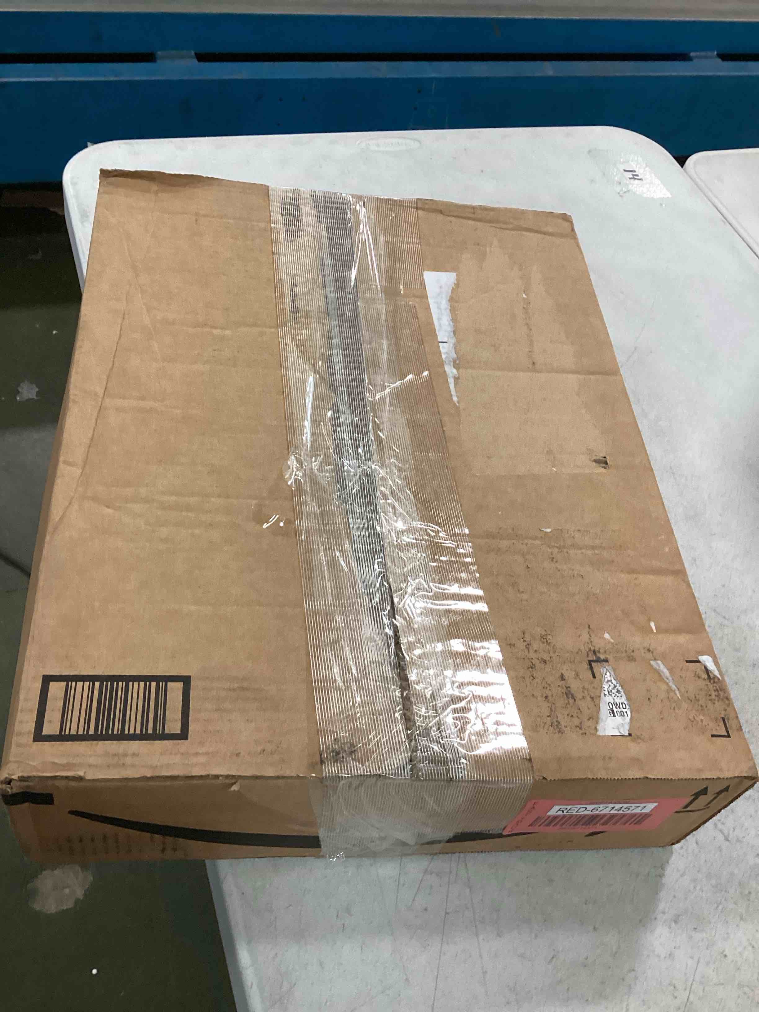 https://s3.amazonaws.com/lotting-images-prod/bidfta/RED6714571_1719918428841.jpeg