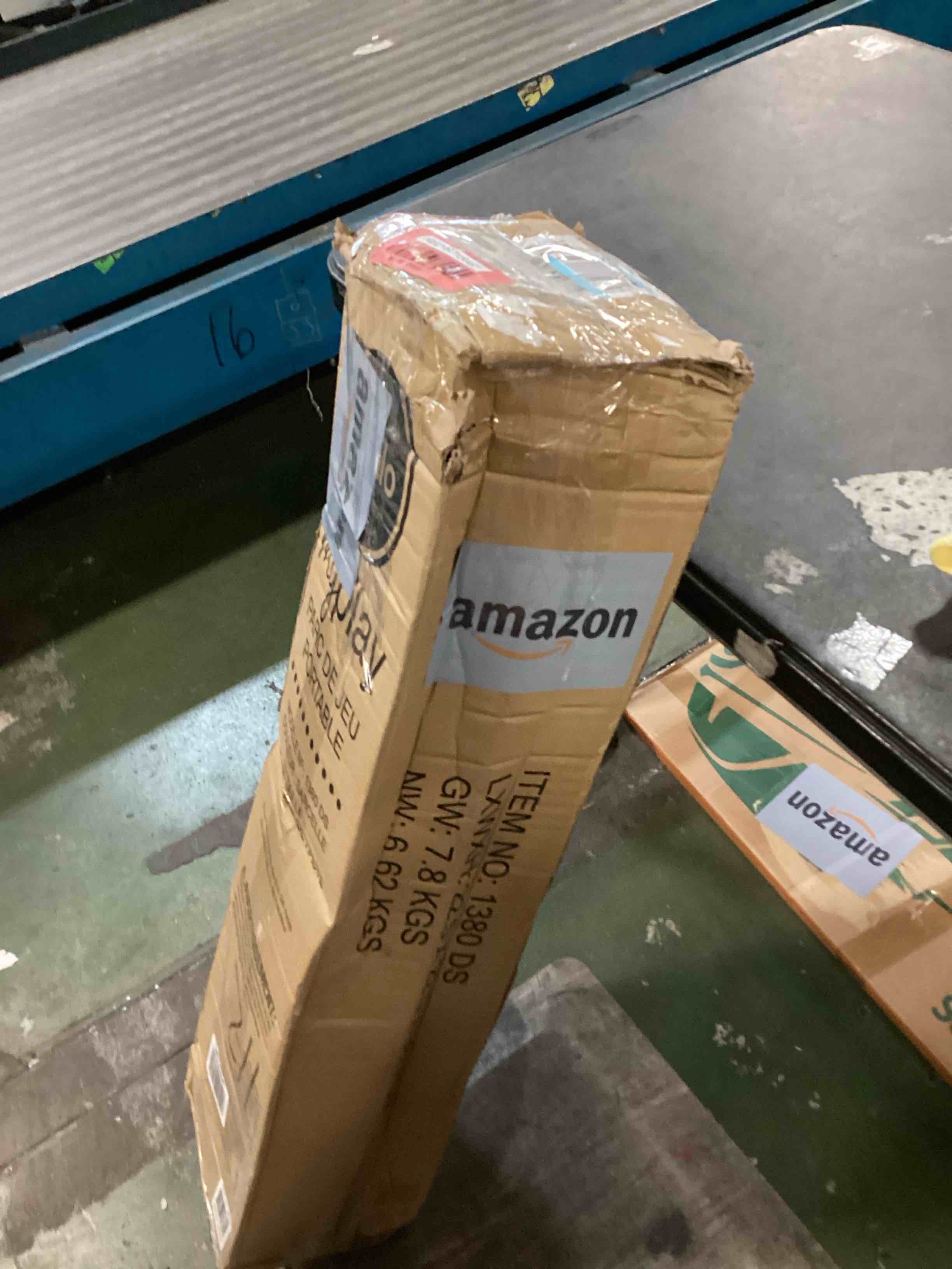 Regalo My Play Deluxe Extra Large Portable Play Yard Indoor and Outdoor, Bonus Kit, Washable