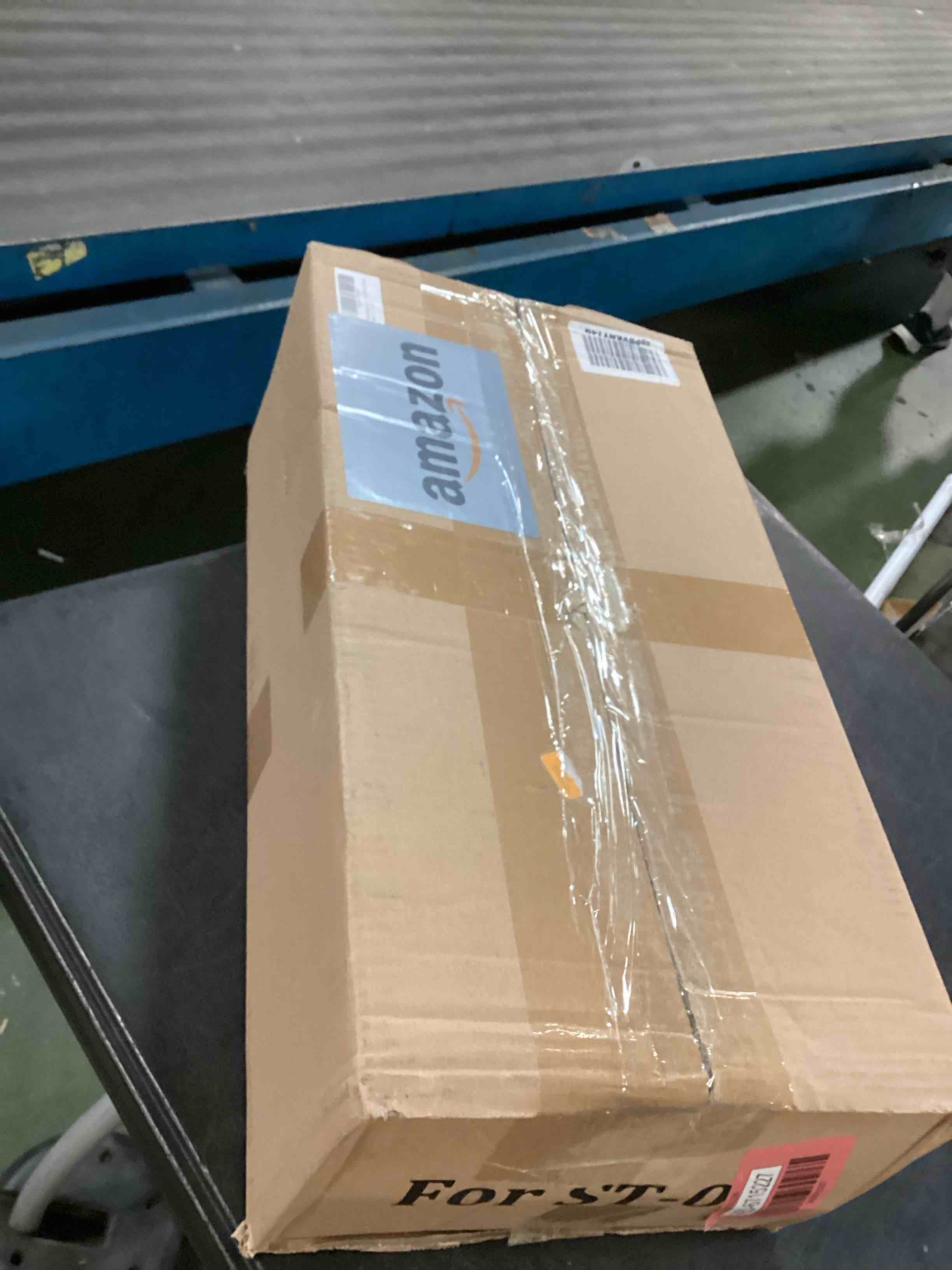 https://s3.amazonaws.com/lotting-images-prod/bidfta/RED6715227_1720194939724.jpeg