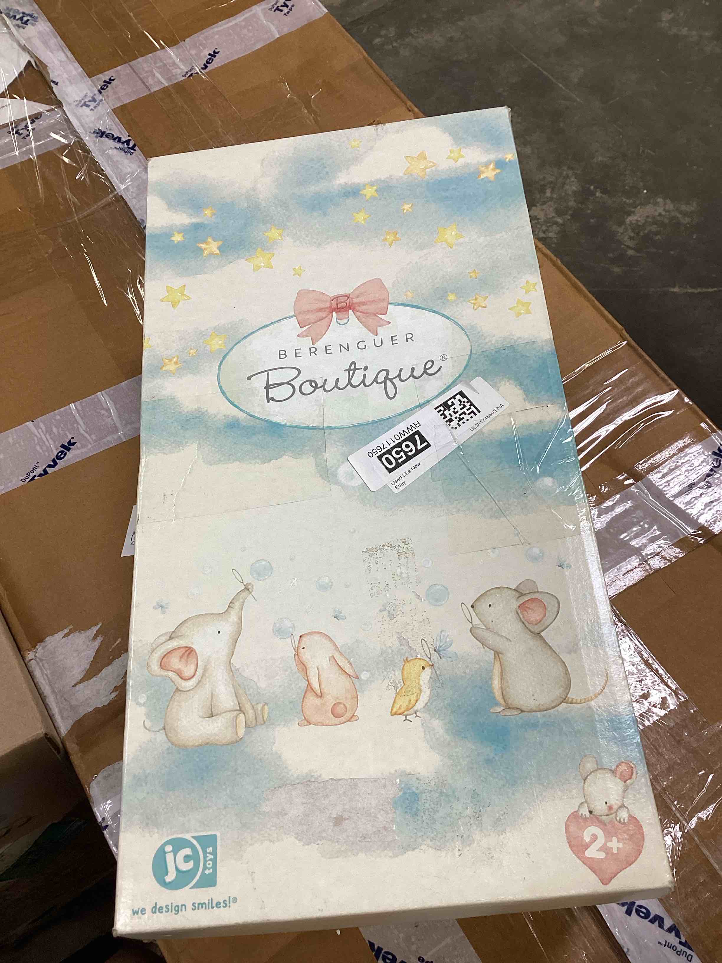 https://s3.amazonaws.com/lotting-images-prod/bidfta/RED6717167_1752077957037.jpeg