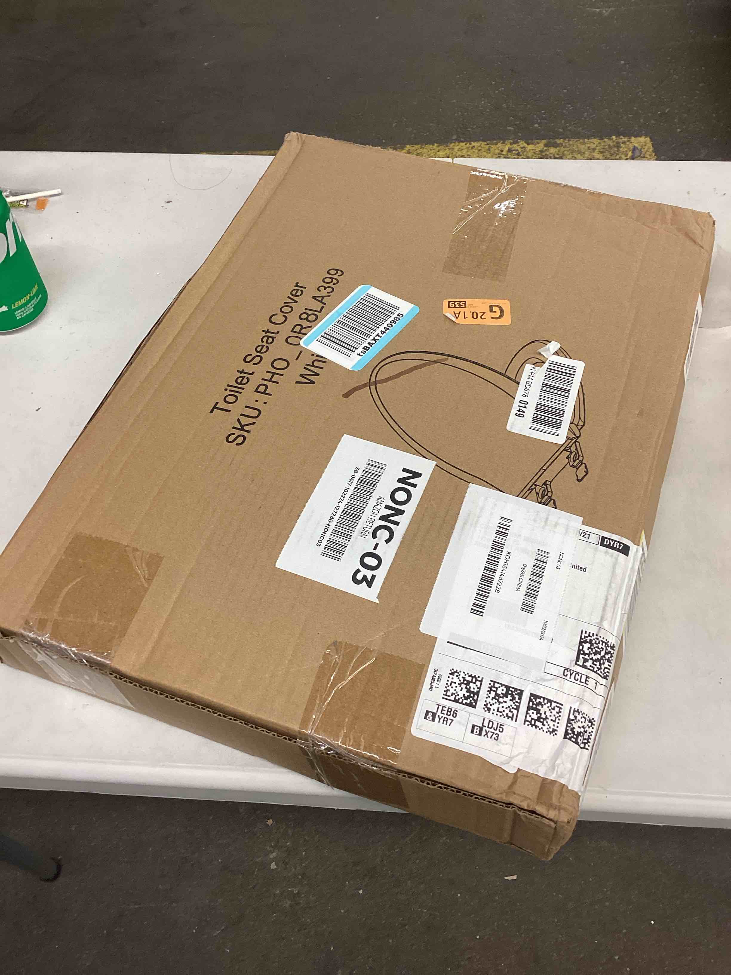 https://s3.amazonaws.com/lotting-images-prod/bidfta/RED6717531_1730916853285.jpeg