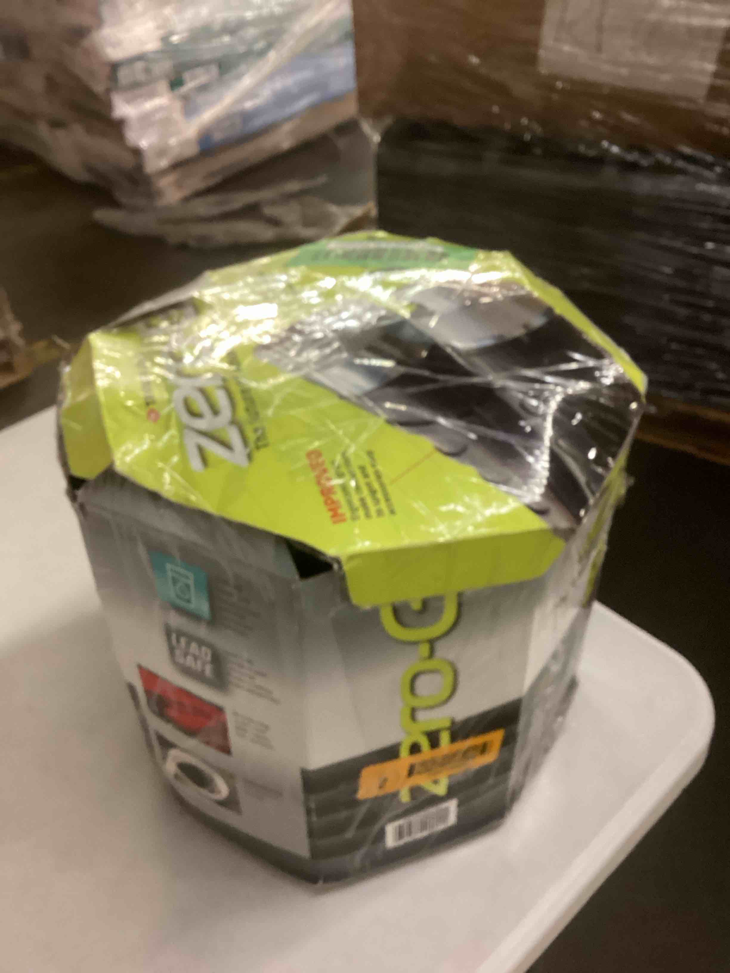 https://s3.amazonaws.com/lotting-images-prod/bidfta/RED6718205_1733245217014.jpeg